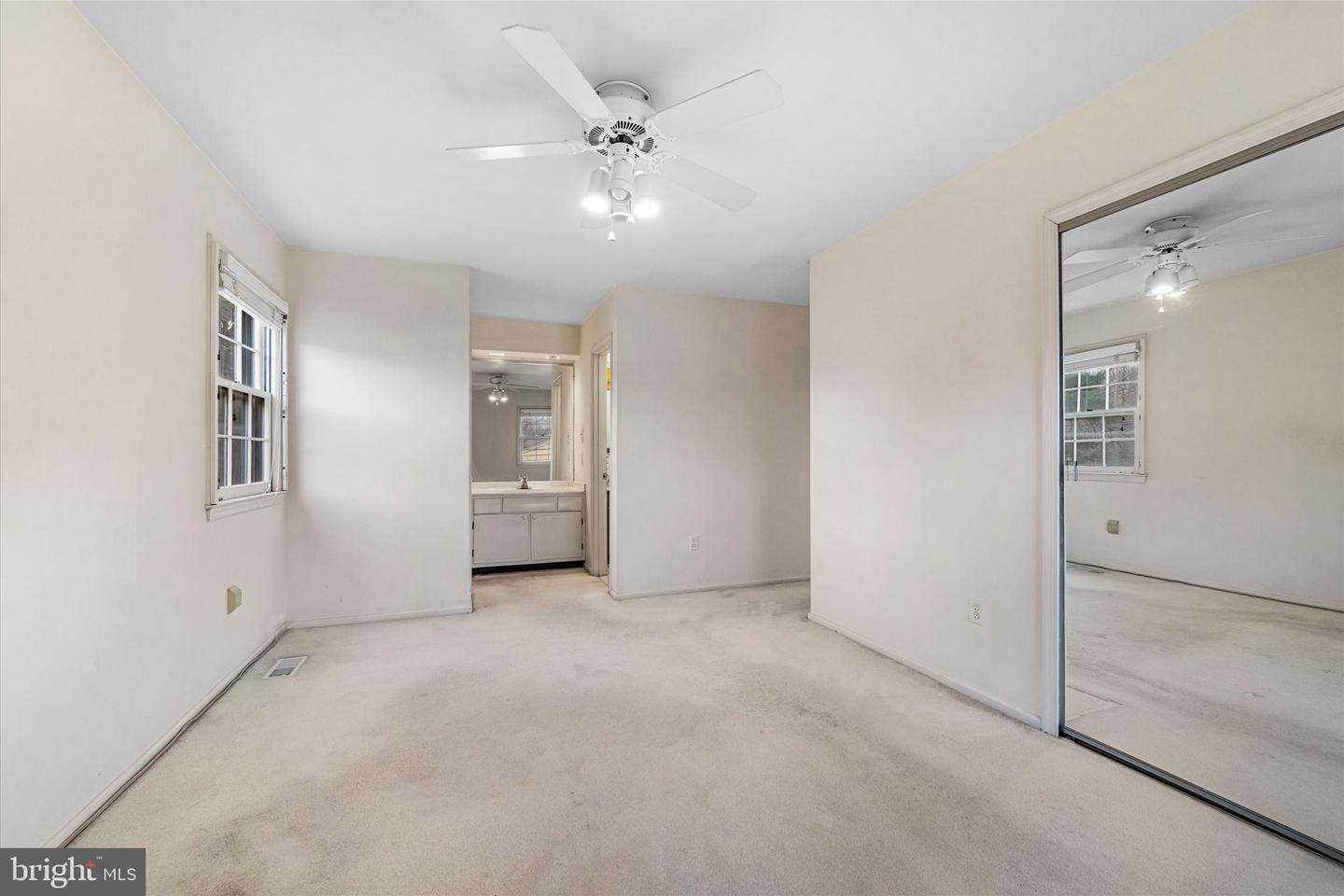 3209 ARMORY CT, FAIRFAX, Virginia 22030, 4 Bedrooms Bedrooms, ,2 BathroomsBathrooms,Residential,For sale,3209 ARMORY CT,VAFC2007658 MLS # VAFC2007658