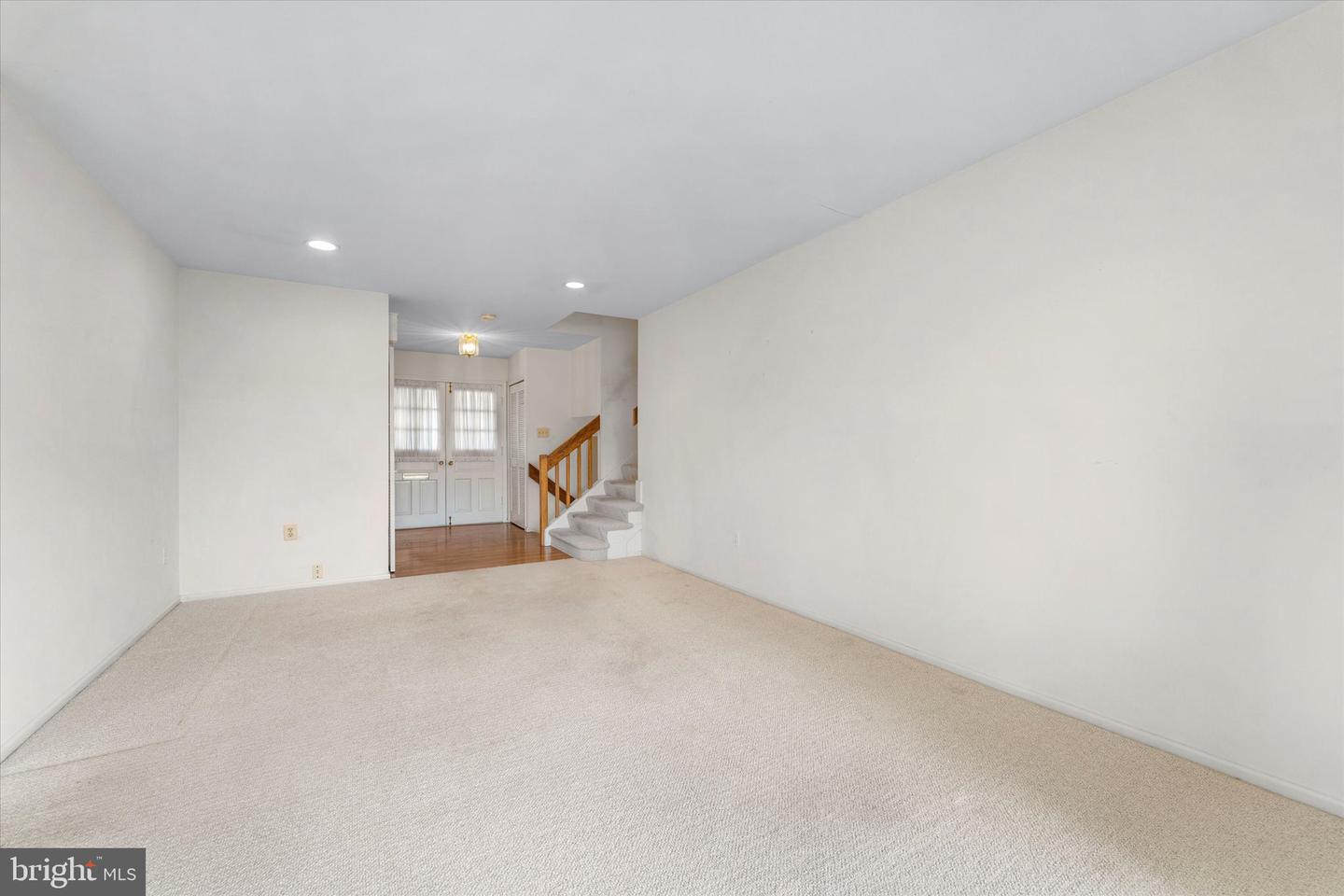 3209 ARMORY CT, FAIRFAX, Virginia 22030, 4 Bedrooms Bedrooms, ,2 BathroomsBathrooms,Residential,For sale,3209 ARMORY CT,VAFC2007658 MLS # VAFC2007658