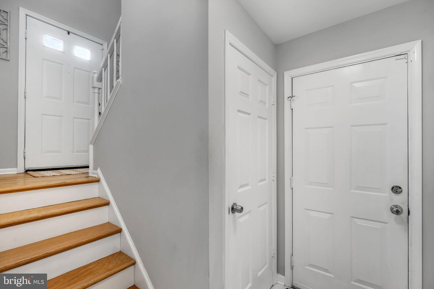 1703 SHERWOOD DR, FREDERICKSBURG, Virginia 22405, 3 Bedrooms Bedrooms, ,2 BathroomsBathrooms,Residential,For sale,1703 SHERWOOD DR,VAST2045254 MLS # VAST2045254