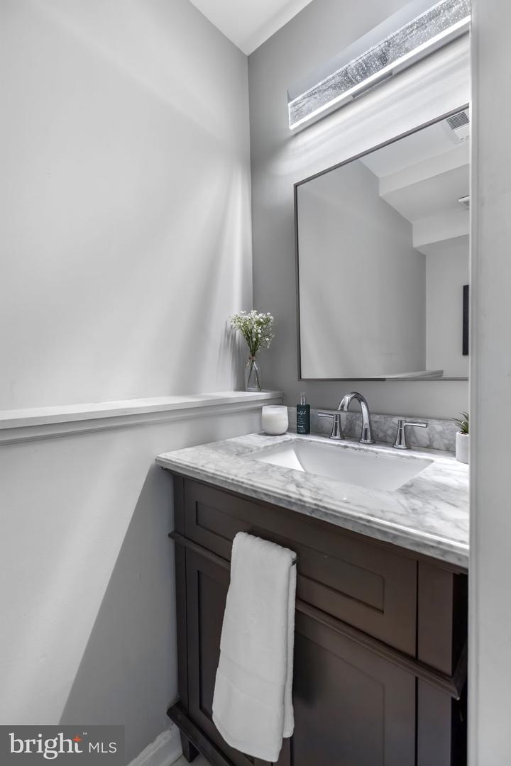 1703 SHERWOOD DR, FREDERICKSBURG, Virginia 22405, 3 Bedrooms Bedrooms, ,2 BathroomsBathrooms,Residential,For sale,1703 SHERWOOD DR,VAST2045254 MLS # VAST2045254