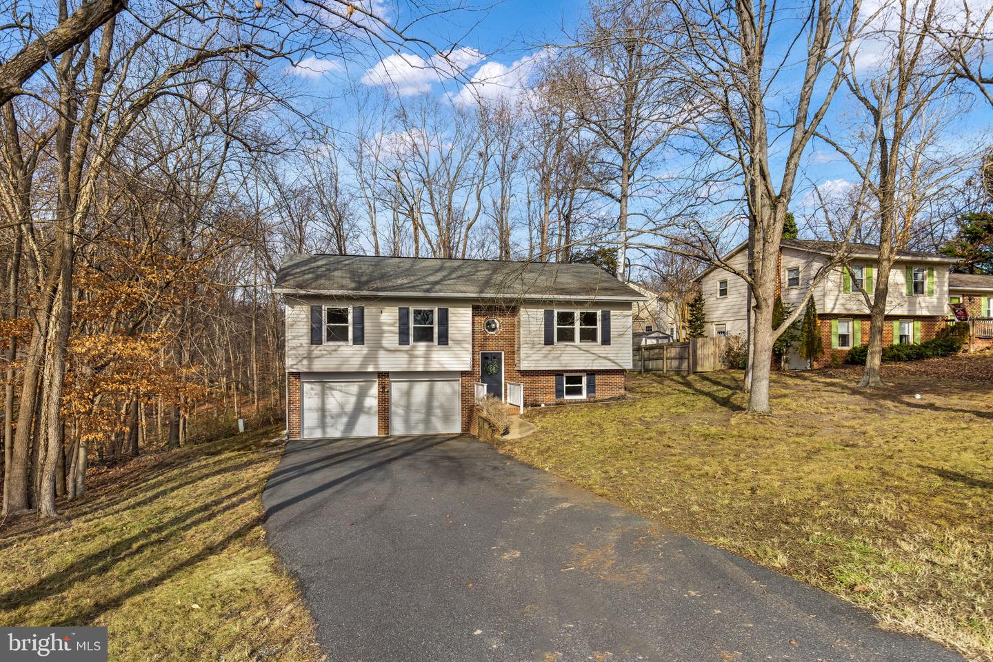 1703 SHERWOOD DR, FREDERICKSBURG, Virginia 22405, 3 Bedrooms Bedrooms, ,2 BathroomsBathrooms,Residential,For sale,1703 SHERWOOD DR,VAST2045254 MLS # VAST2045254