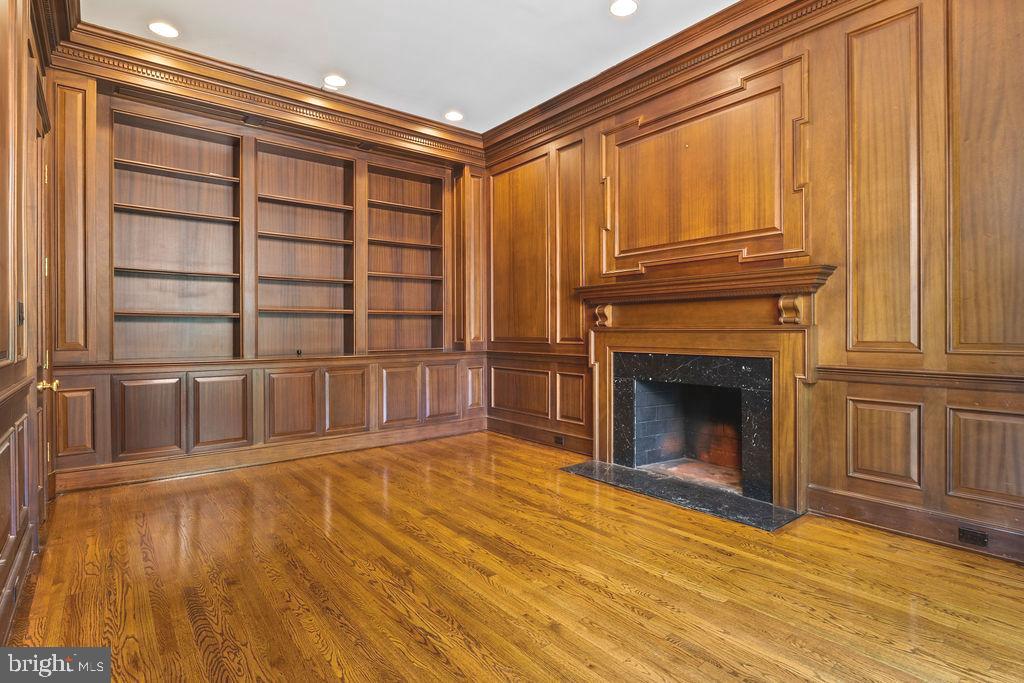 2944 UNIVERSITY TER NW, WASHINGTON, District Of Columbia 20016, 5 Bedrooms Bedrooms, ,6 BathroomsBathrooms,Residential,For sale,2944 UNIVERSITY TER NW,DCDC2241378 MLS # DCDC2241378