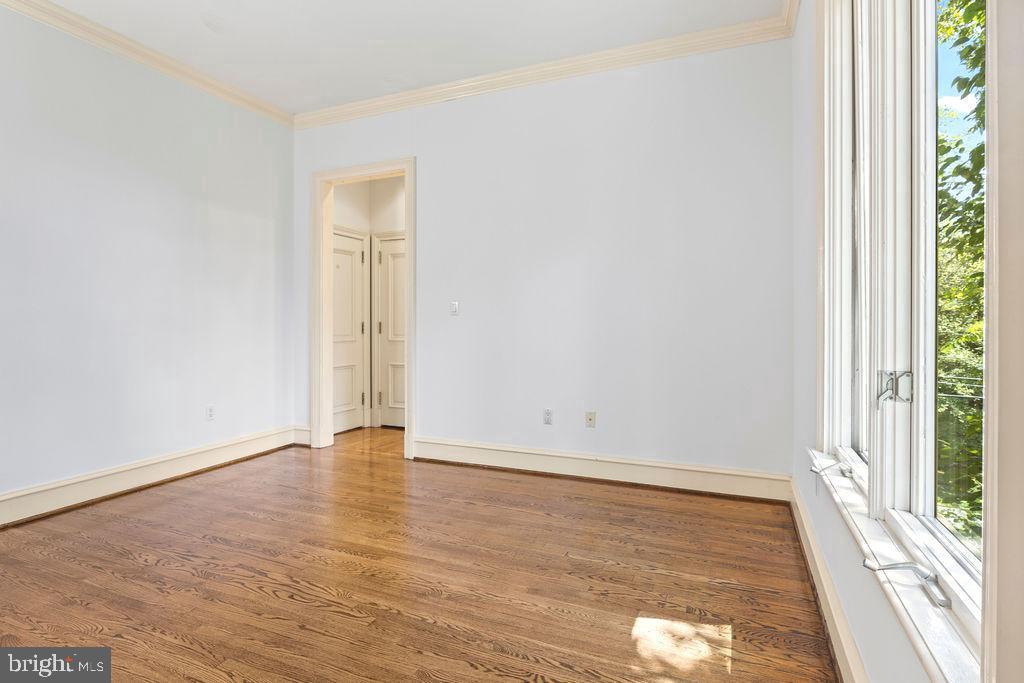 2944 UNIVERSITY TER NW, WASHINGTON, District Of Columbia 20016, 5 Bedrooms Bedrooms, ,6 BathroomsBathrooms,Residential,For sale,2944 UNIVERSITY TER NW,DCDC2241378 MLS # DCDC2241378