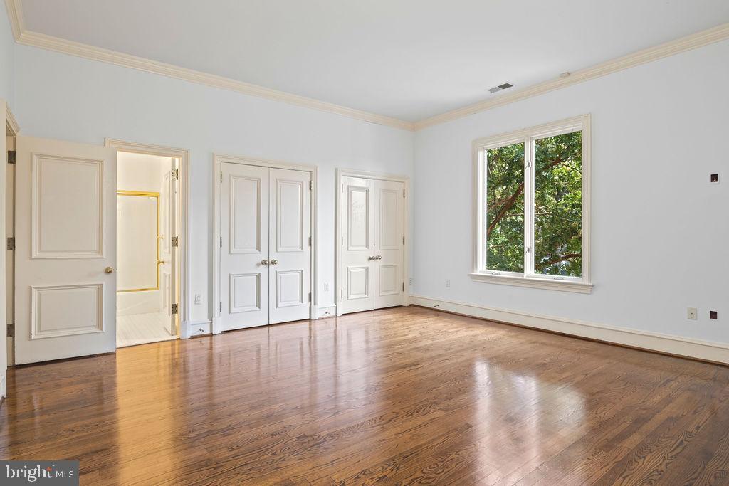 2944 UNIVERSITY TER NW, WASHINGTON, District Of Columbia 20016, 5 Bedrooms Bedrooms, ,6 BathroomsBathrooms,Residential,For sale,2944 UNIVERSITY TER NW,DCDC2241378 MLS # DCDC2241378