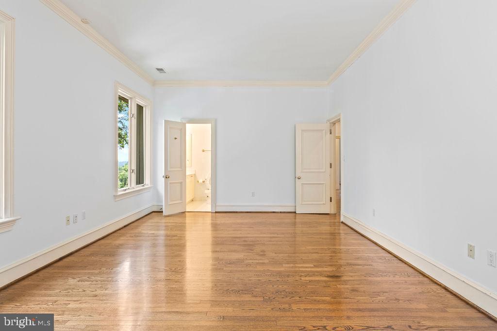 2944 UNIVERSITY TER NW, WASHINGTON, District Of Columbia 20016, 5 Bedrooms Bedrooms, ,6 BathroomsBathrooms,Residential,For sale,2944 UNIVERSITY TER NW,DCDC2241378 MLS # DCDC2241378