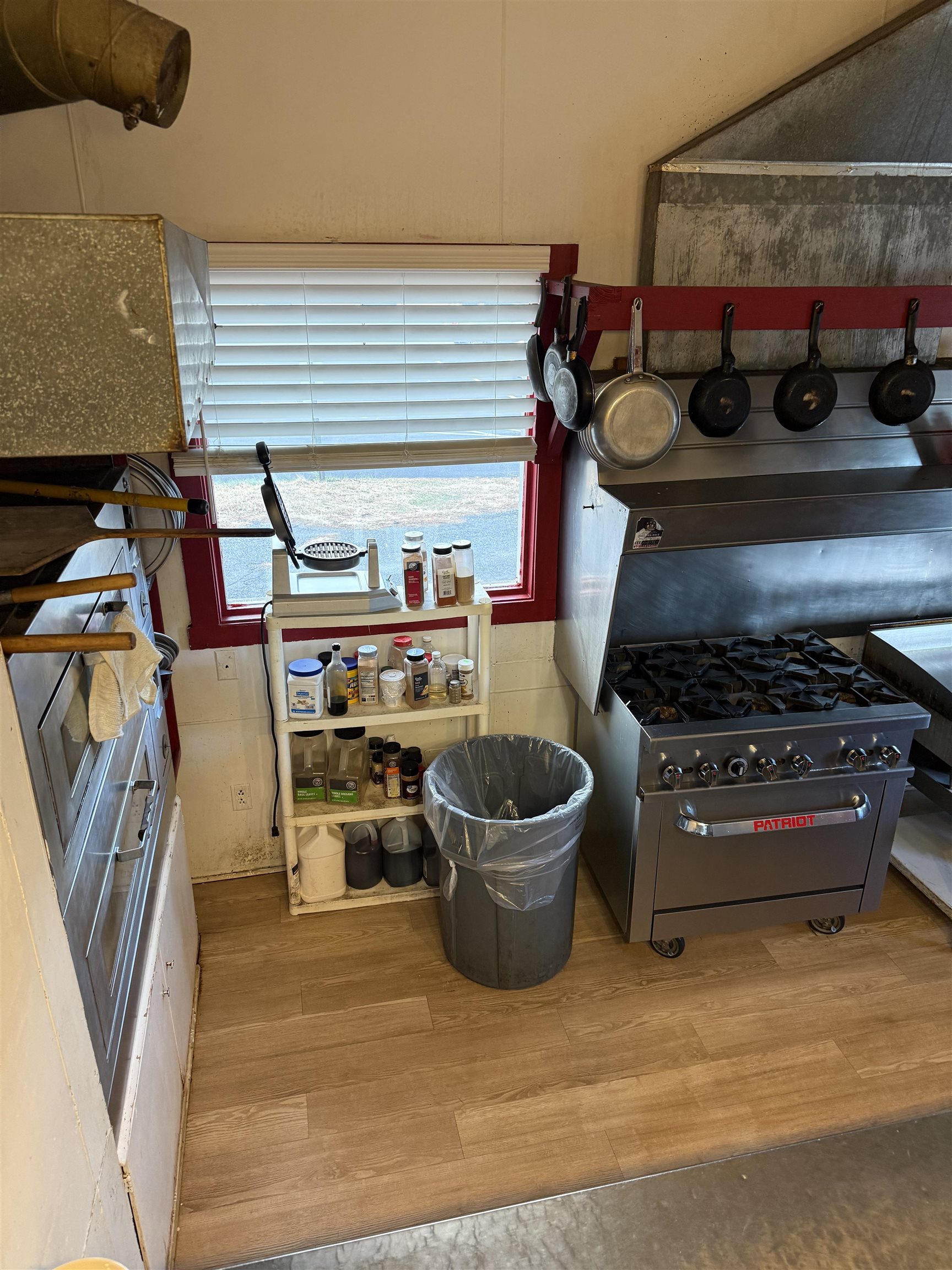 305 N MAIN ST, BRIDGEWATER, Virginia 22812, ,Commercial,305 N MAIN ST,672476 MLS # 672476 305 N MAIN ST, BRIDGEWATER, Virginia 22812, ,Commercial,305 N MAIN ST,672476 MLS # 672476