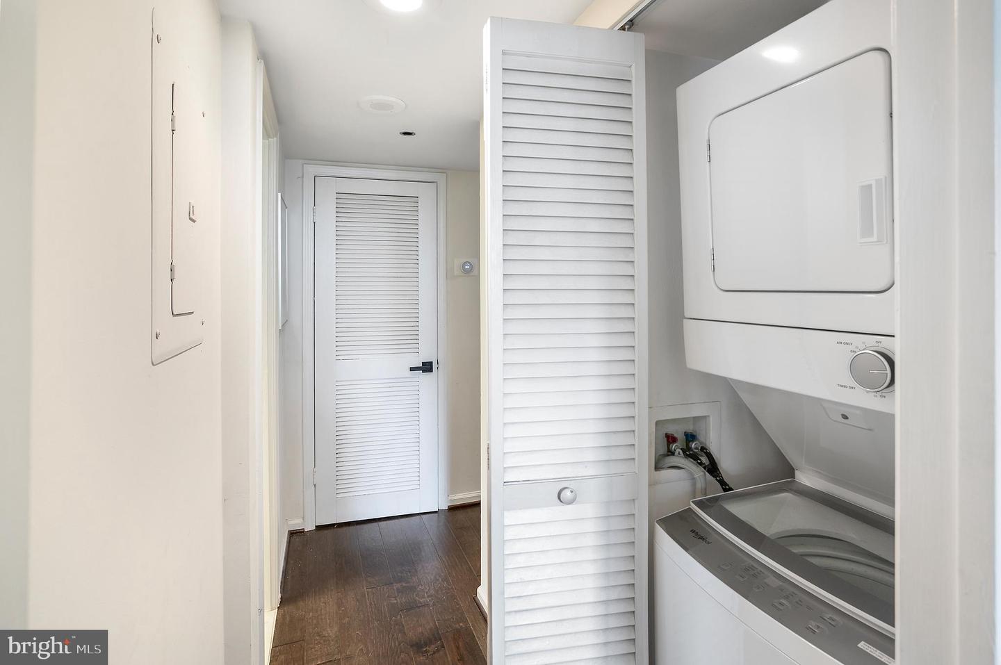 1001 N RANDOLPH ST N #1020, ARLINGTON, Virginia 22201, 1 Bedroom Bedrooms, ,1 BathroomBathrooms,Residential,For sale,1001 N RANDOLPH ST N #1020,VAAR2058554 MLS # VAAR2058554