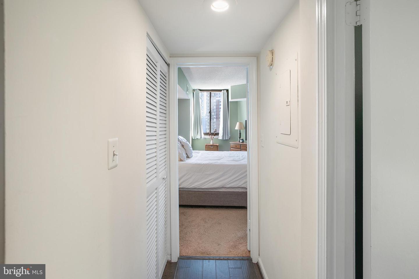 1001 N RANDOLPH ST N #1020, ARLINGTON, Virginia 22201, 1 Bedroom Bedrooms, ,1 BathroomBathrooms,Residential,For sale,1001 N RANDOLPH ST N #1020,VAAR2058554 MLS # VAAR2058554