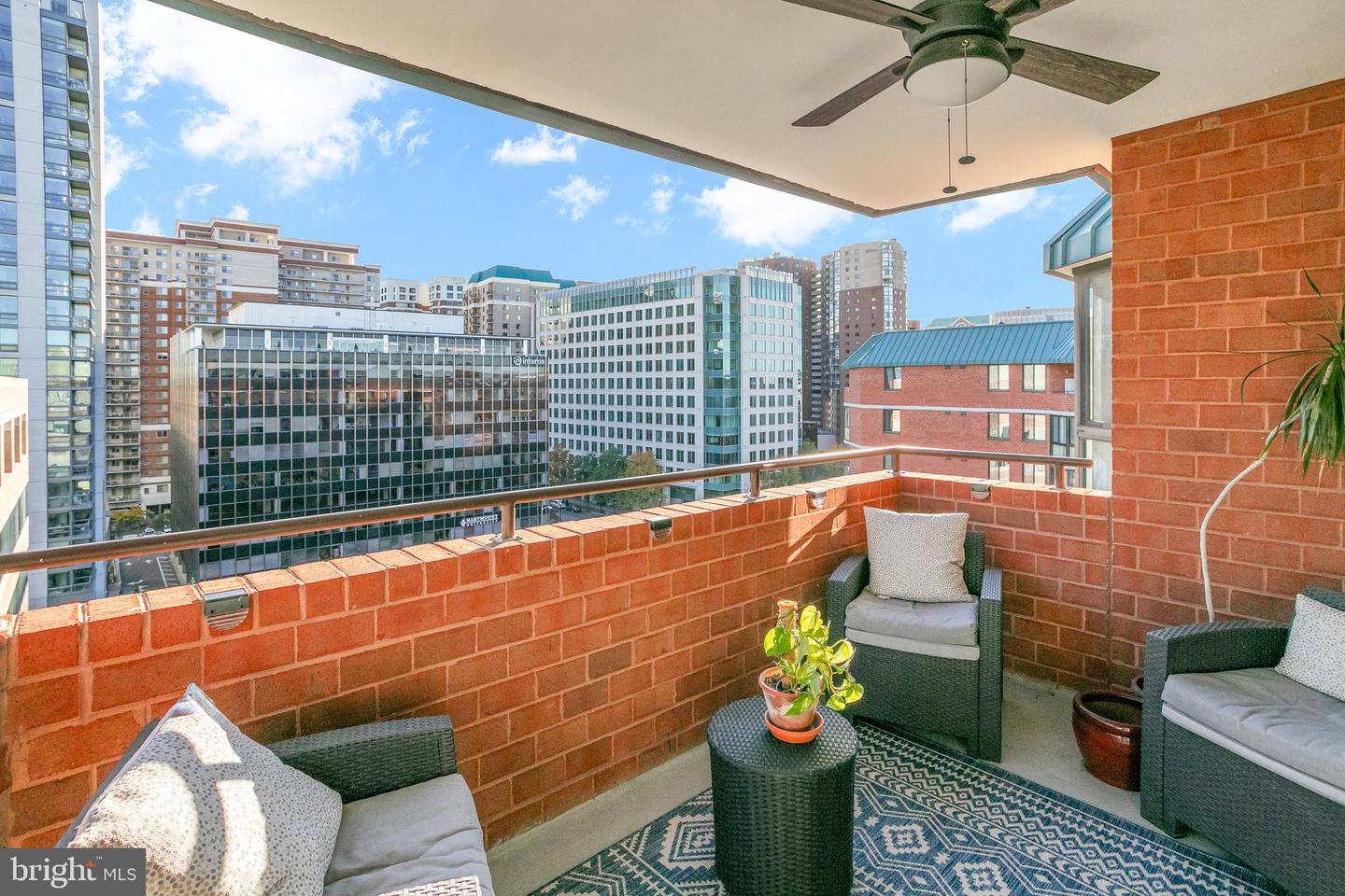 1001 N RANDOLPH ST N #1020, ARLINGTON, Virginia 22201, 1 Bedroom Bedrooms, ,1 BathroomBathrooms,Residential,For sale,1001 N RANDOLPH ST N #1020,VAAR2058554 MLS # VAAR2058554