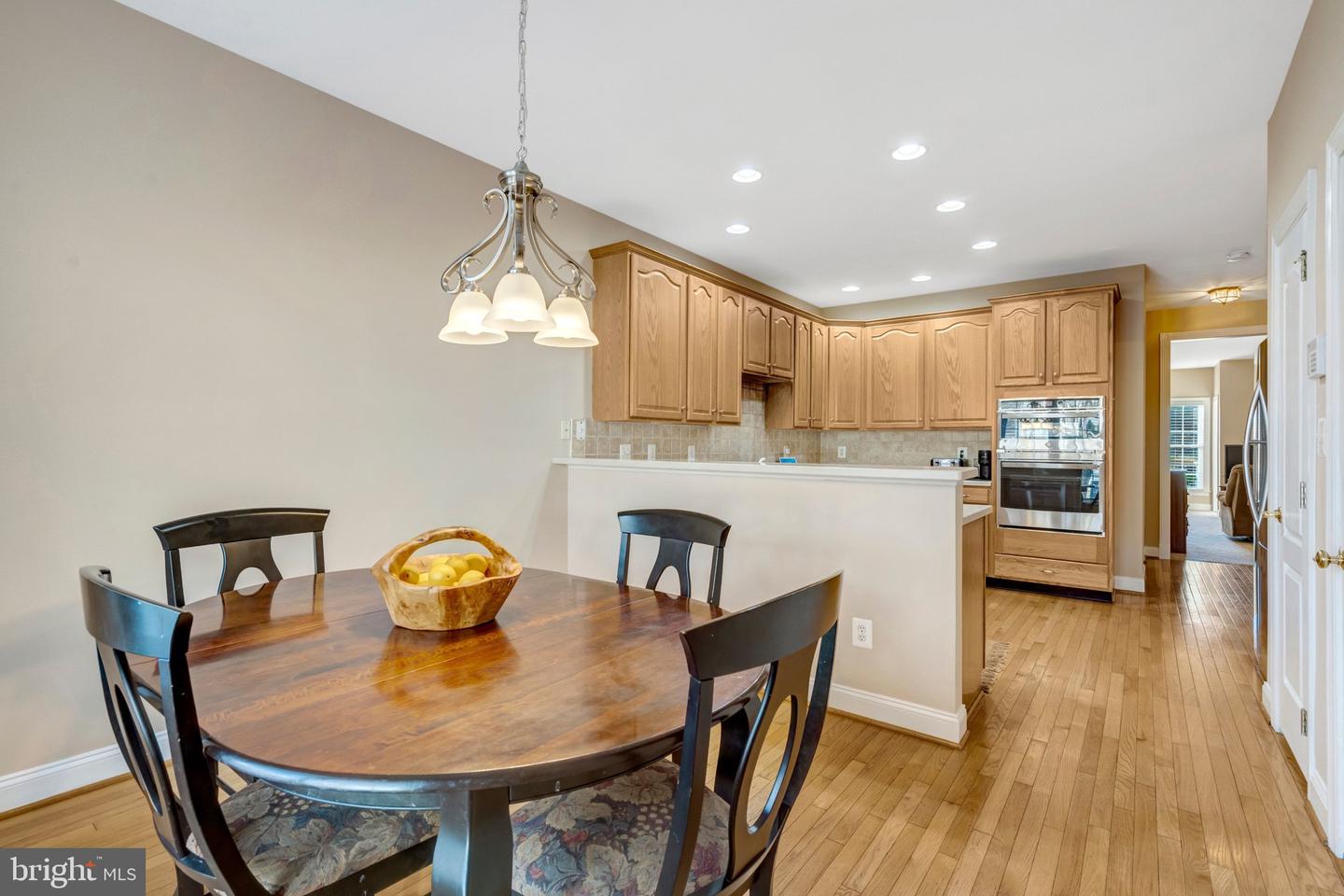 25675 TREMAINE TER, CHANTILLY, Virginia 20152, 3 Bedrooms Bedrooms, ,2 BathroomsBathrooms,Residential,For sale,25675 TREMAINE TER,VALO2103344 MLS # VALO2103344