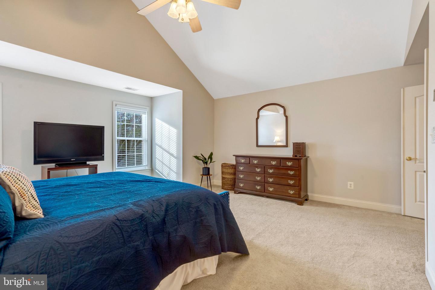 25675 TREMAINE TER, CHANTILLY, Virginia 20152, 3 Bedrooms Bedrooms, ,2 BathroomsBathrooms,Residential,For sale,25675 TREMAINE TER,VALO2103344 MLS # VALO2103344