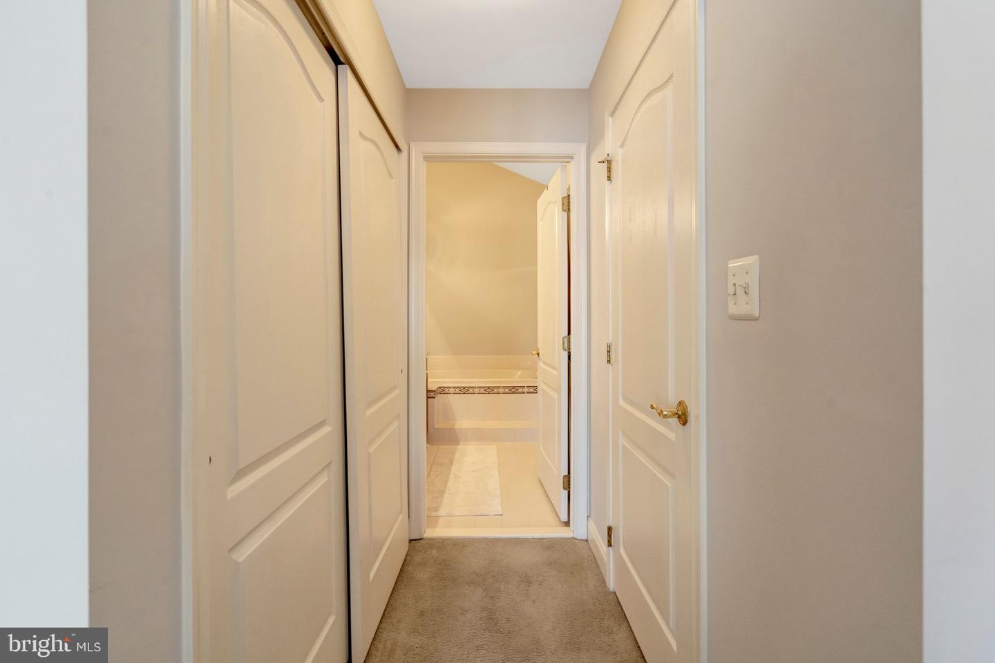 25675 TREMAINE TER, CHANTILLY, Virginia 20152, 3 Bedrooms Bedrooms, ,2 BathroomsBathrooms,Residential,For sale,25675 TREMAINE TER,VALO2103344 MLS # VALO2103344