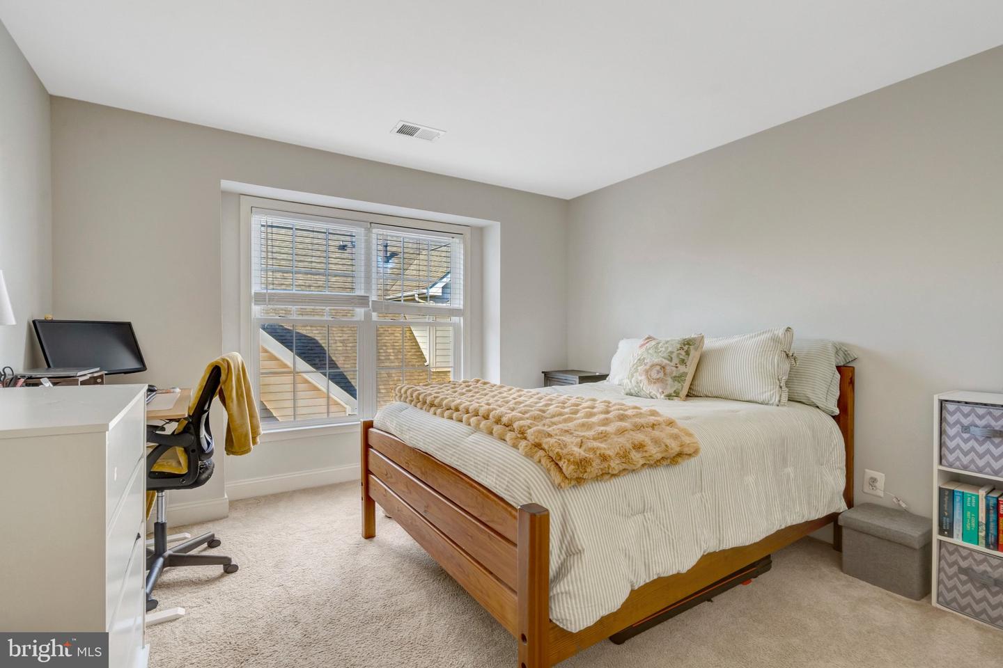 25675 TREMAINE TER, CHANTILLY, Virginia 20152, 3 Bedrooms Bedrooms, ,2 BathroomsBathrooms,Residential,For sale,25675 TREMAINE TER,VALO2103344 MLS # VALO2103344