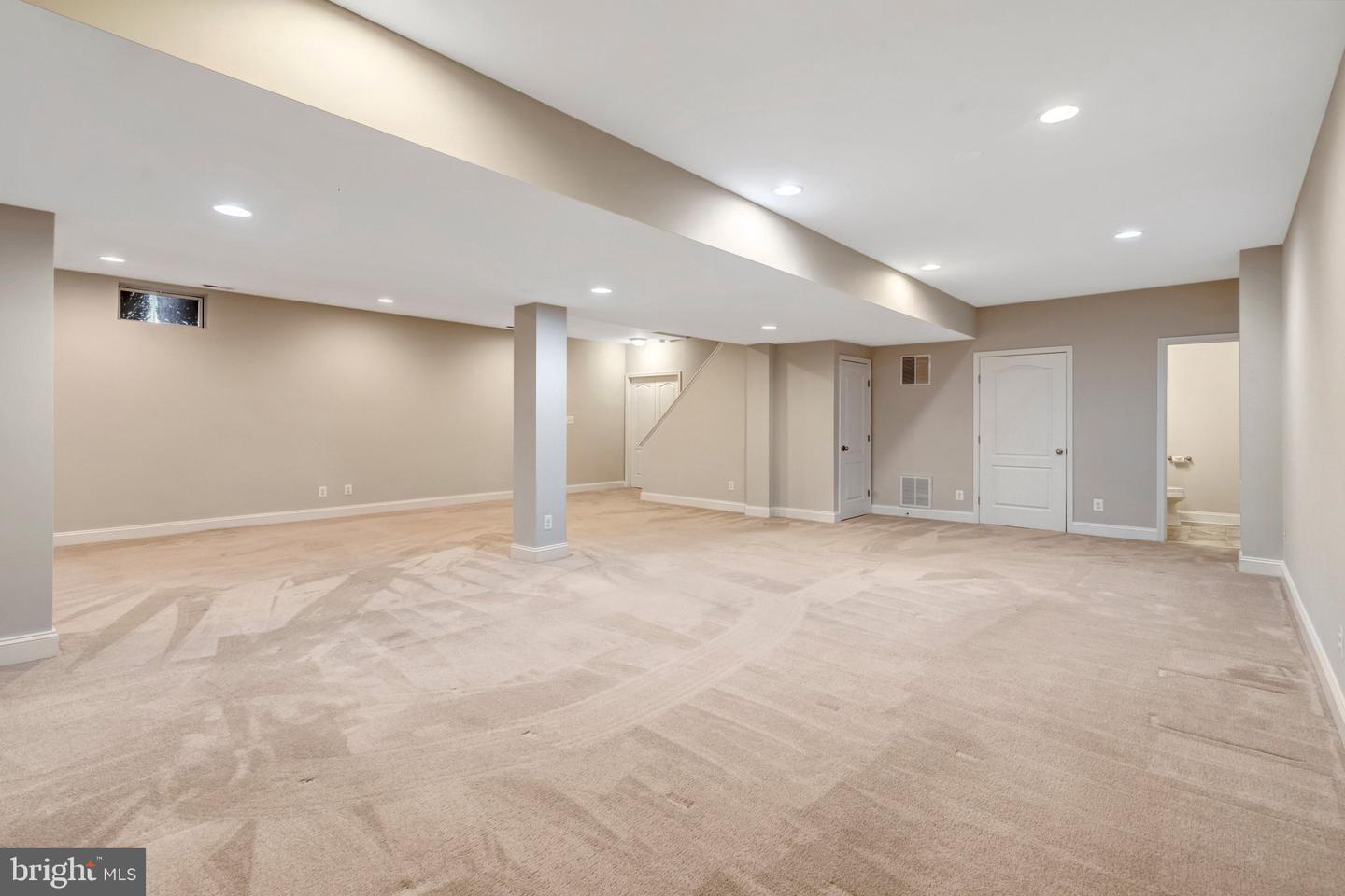 25675 TREMAINE TER, CHANTILLY, Virginia 20152, 3 Bedrooms Bedrooms, ,2 BathroomsBathrooms,Residential,For sale,25675 TREMAINE TER,VALO2103344 MLS # VALO2103344