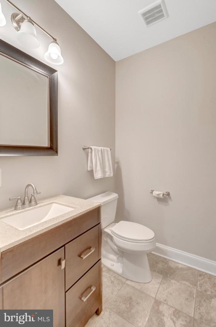 25675 TREMAINE TER, CHANTILLY, Virginia 20152, 3 Bedrooms Bedrooms, ,2 BathroomsBathrooms,Residential,For sale,25675 TREMAINE TER,VALO2103344 MLS # VALO2103344