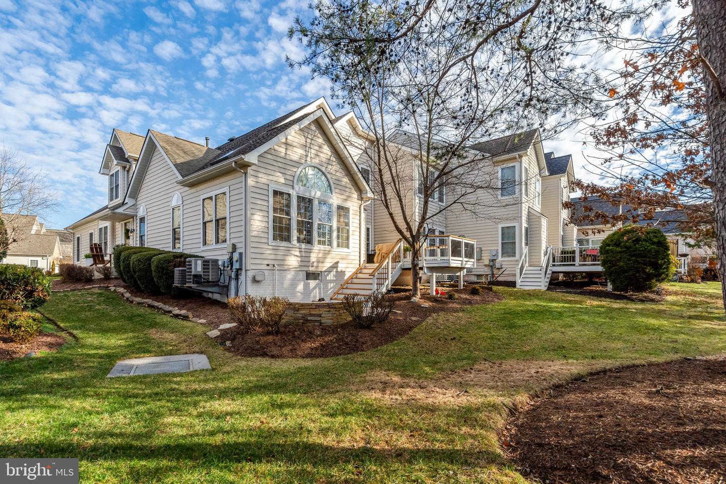 25675 TREMAINE TER, CHANTILLY, Virginia 20152, 3 Bedrooms Bedrooms, ,2 BathroomsBathrooms,Residential,For sale,25675 TREMAINE TER,VALO2103344 MLS # VALO2103344