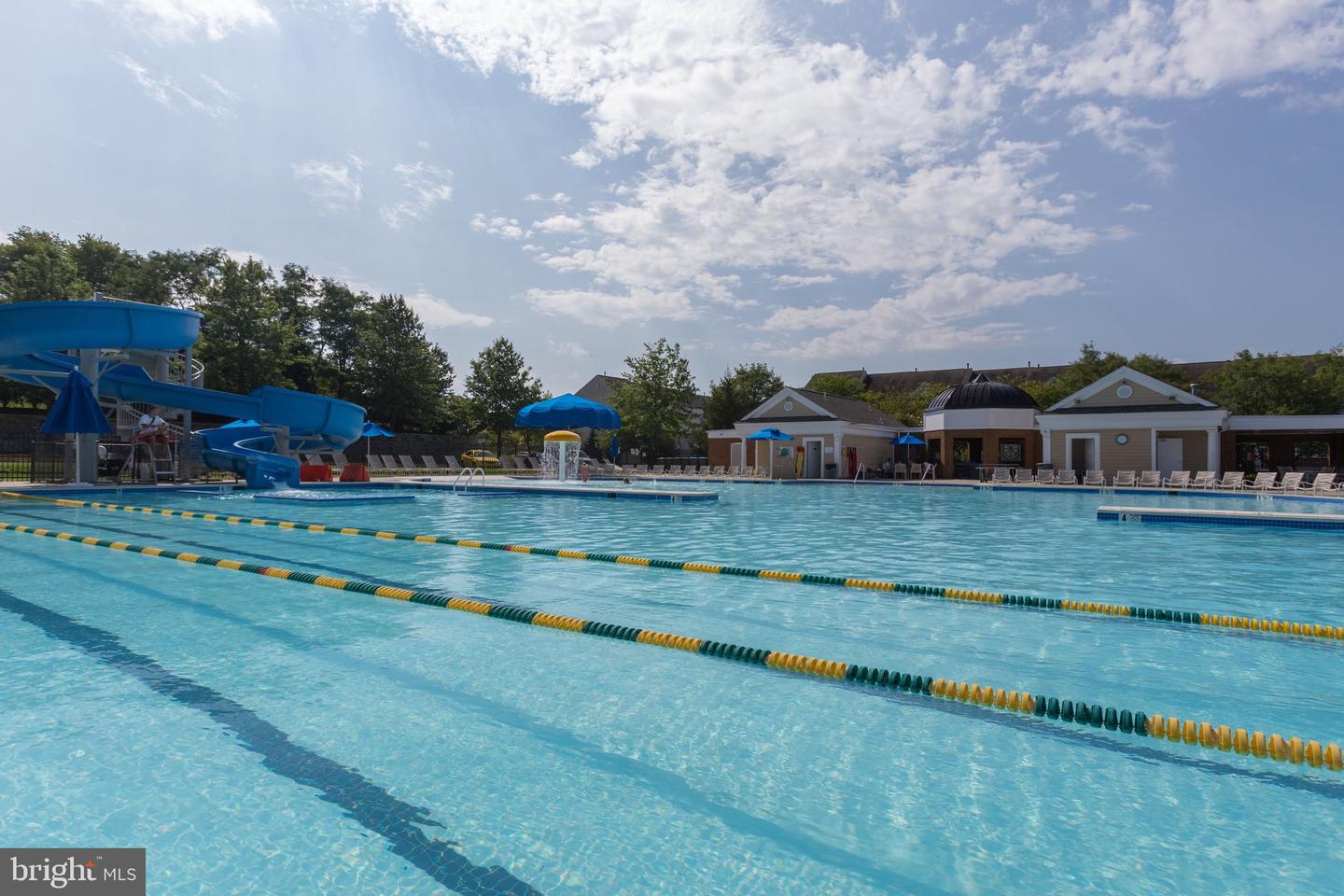 25675 TREMAINE TER, CHANTILLY, Virginia 20152, 3 Bedrooms Bedrooms, ,2 BathroomsBathrooms,Residential,For sale,25675 TREMAINE TER,VALO2103344 MLS # VALO2103344