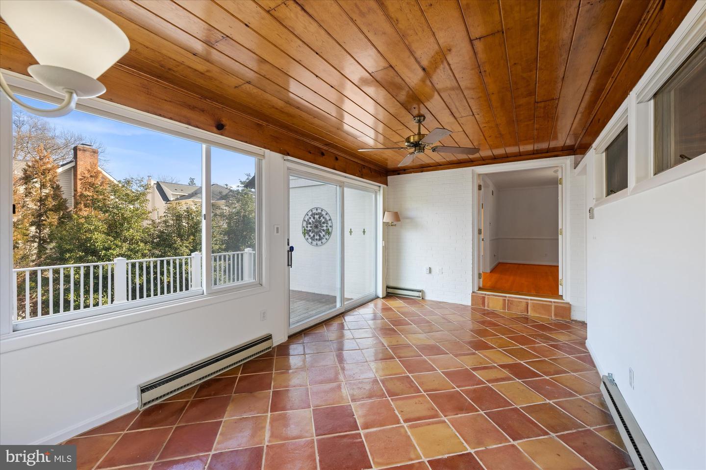 4714 33RD ST N, ARLINGTON, Virginia 22207, 4 Bedrooms Bedrooms, ,3 BathroomsBathrooms,Residential,For sale,4714 33RD ST N,VAAR2062846 MLS # VAAR2062846