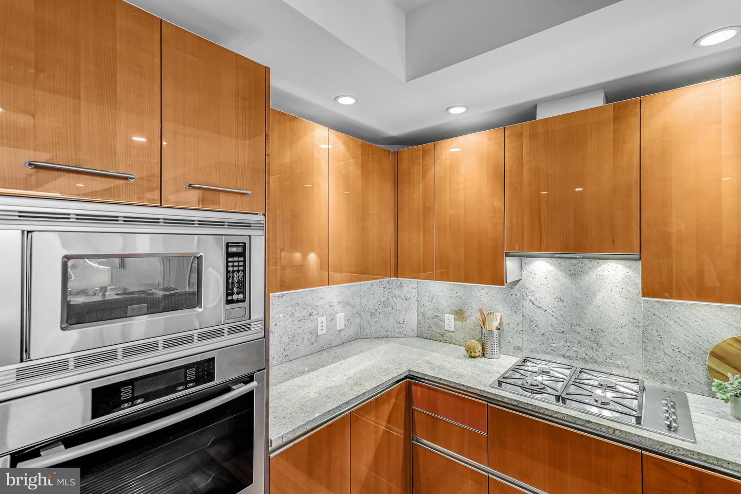 1881 N NASH ST #1706, ARLINGTON, Virginia 22209, 1 Bedroom Bedrooms, ,2 BathroomsBathrooms,Residential,For sale,1881 N NASH ST #1706,VAAR2064256 MLS # VAAR2064256