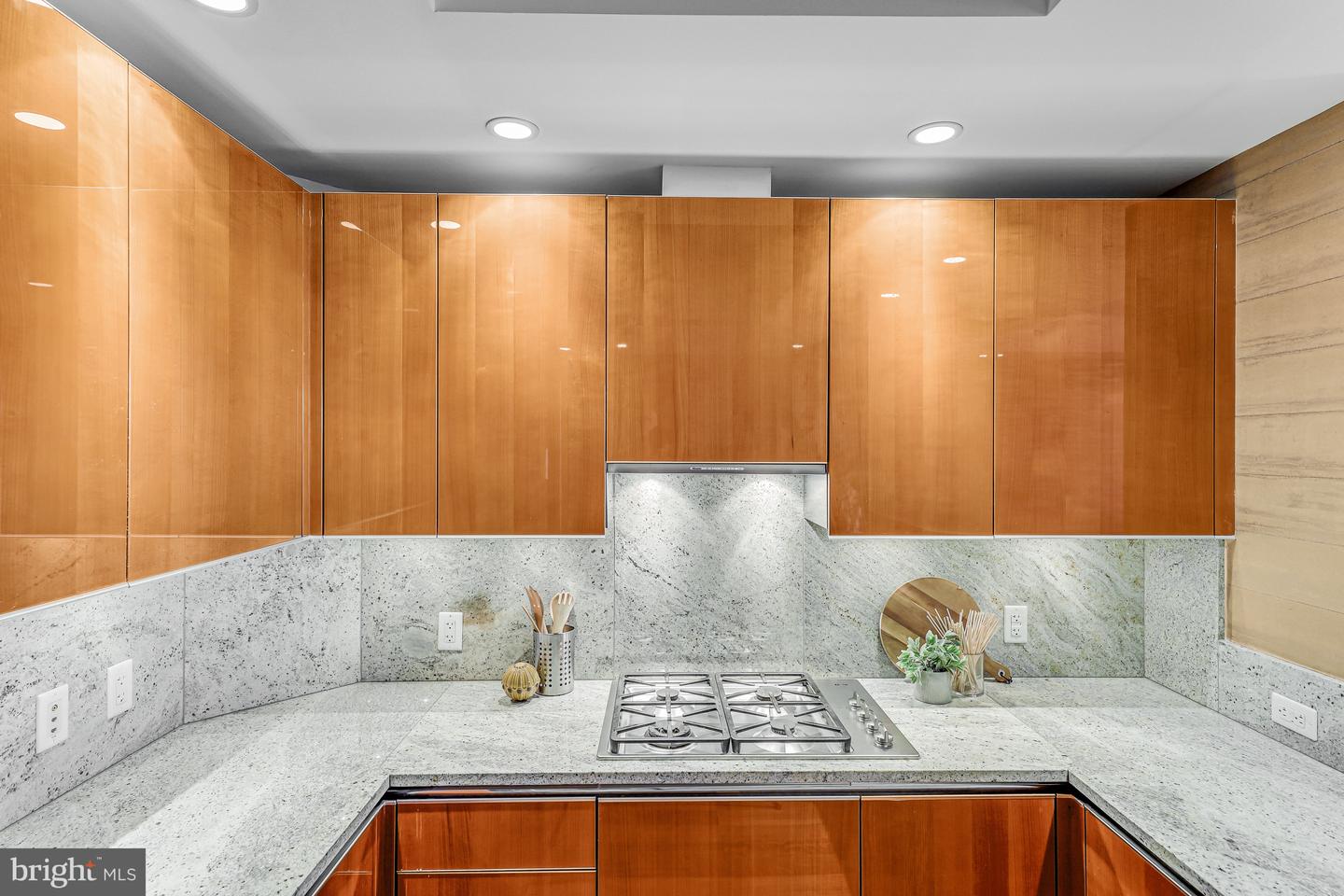 1881 N NASH ST #1706, ARLINGTON, Virginia 22209, 1 Bedroom Bedrooms, ,2 BathroomsBathrooms,Residential,For sale,1881 N NASH ST #1706,VAAR2064256 MLS # VAAR2064256