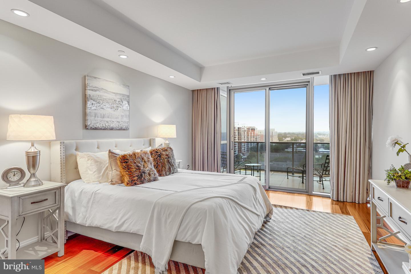 1881 N NASH ST #1706, ARLINGTON, Virginia 22209, 1 Bedroom Bedrooms, ,2 BathroomsBathrooms,Residential,For sale,1881 N NASH ST #1706,VAAR2064256 MLS # VAAR2064256