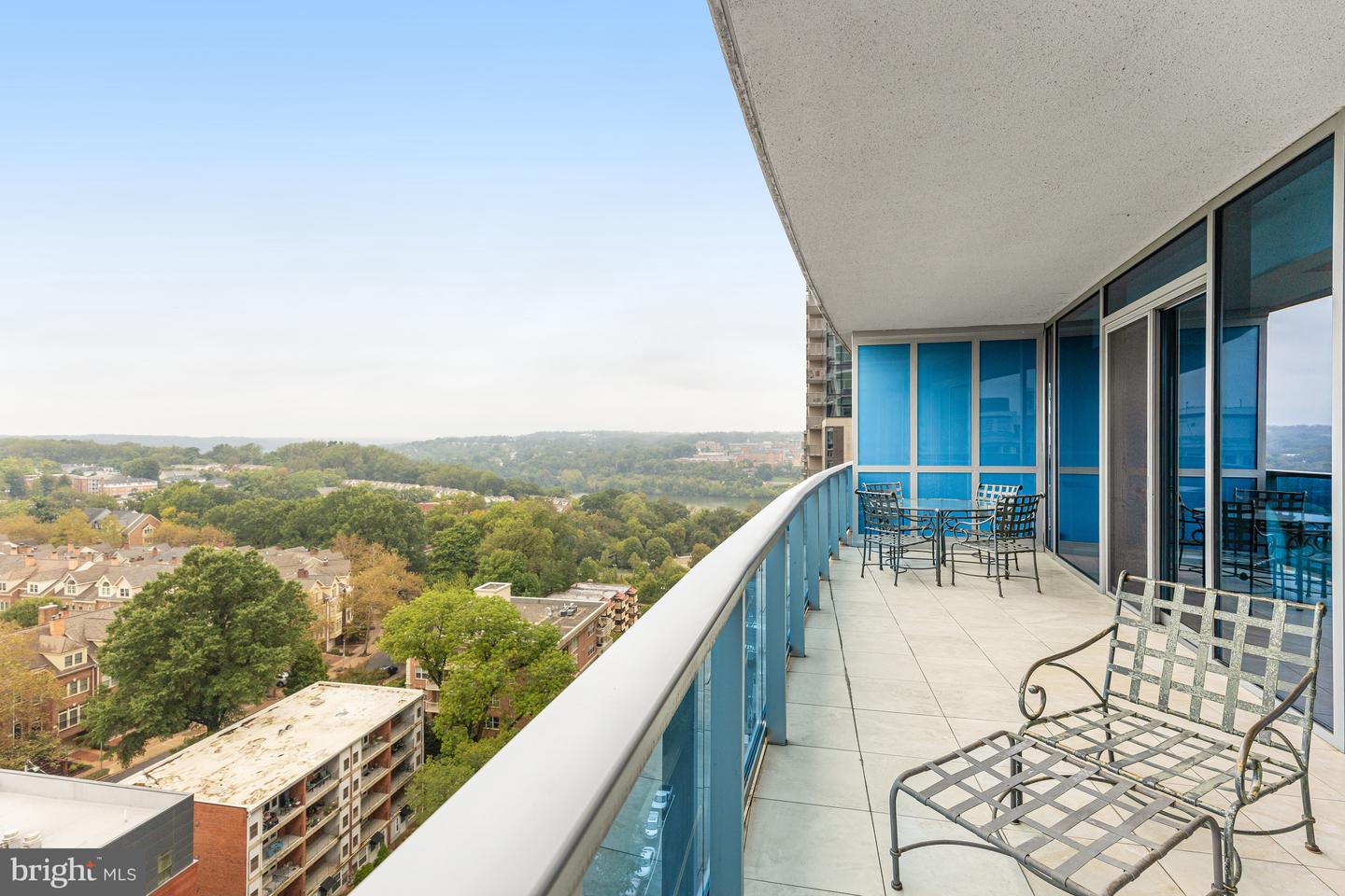 1881 N NASH ST #1706, ARLINGTON, Virginia 22209, 1 Bedroom Bedrooms, ,2 BathroomsBathrooms,Residential,For sale,1881 N NASH ST #1706,VAAR2064256 MLS # VAAR2064256