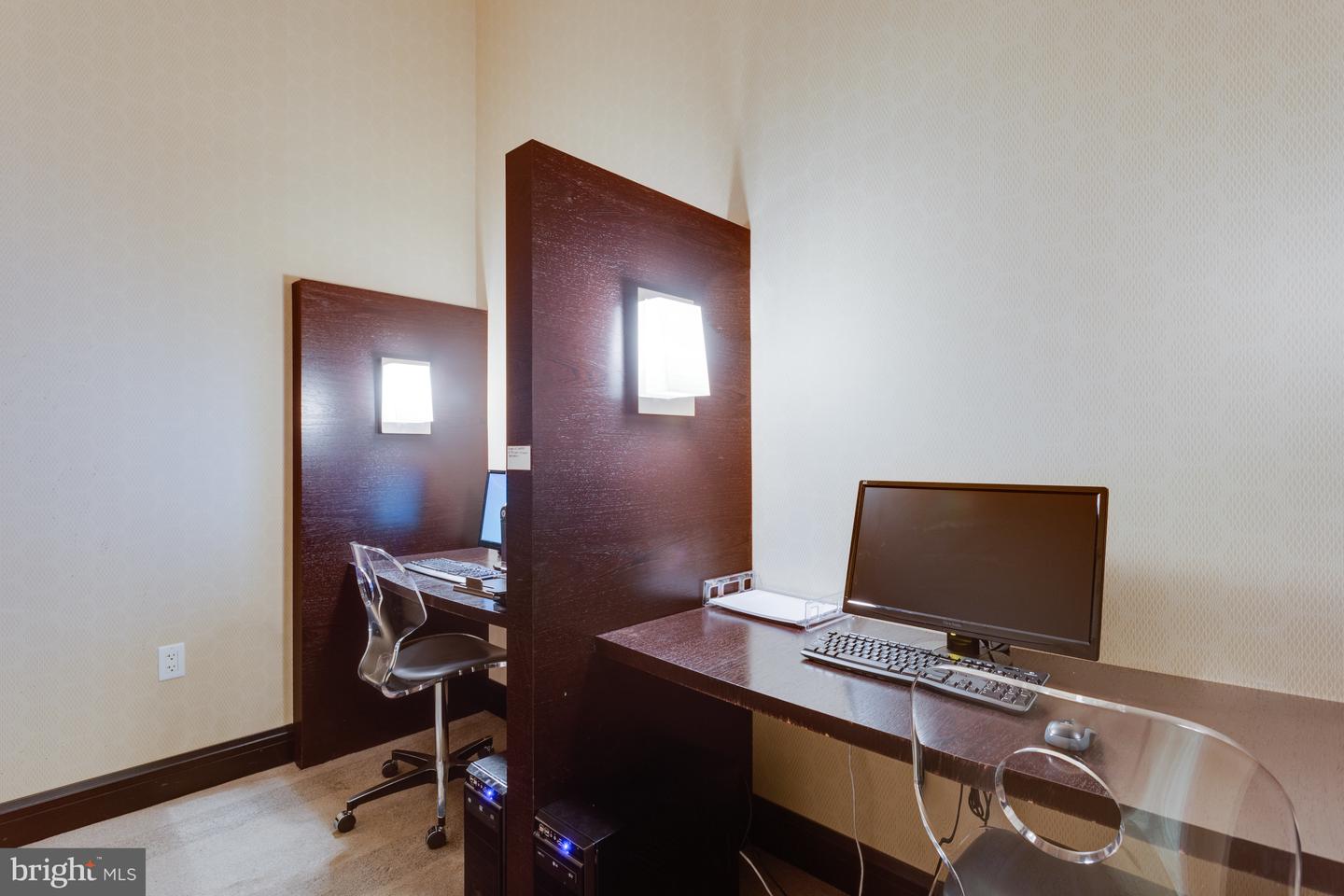 1881 N NASH ST #1706, ARLINGTON, Virginia 22209, 1 Bedroom Bedrooms, ,2 BathroomsBathrooms,Residential,For sale,1881 N NASH ST #1706,VAAR2064256 MLS # VAAR2064256