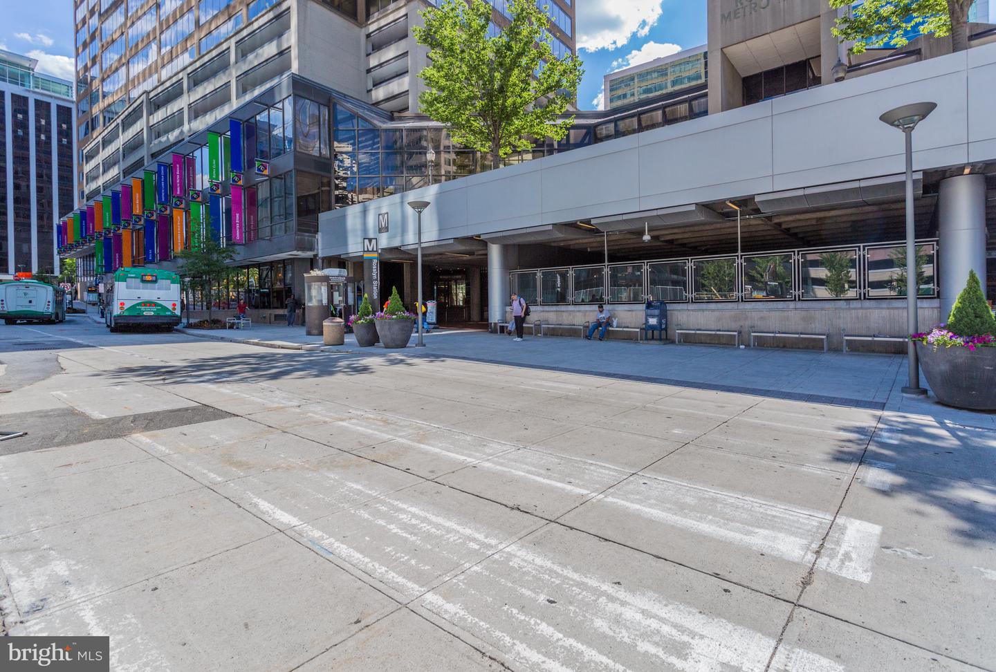 1881 N NASH ST #1706, ARLINGTON, Virginia 22209, 1 Bedroom Bedrooms, ,2 BathroomsBathrooms,Residential,For sale,1881 N NASH ST #1706,VAAR2064256 MLS # VAAR2064256