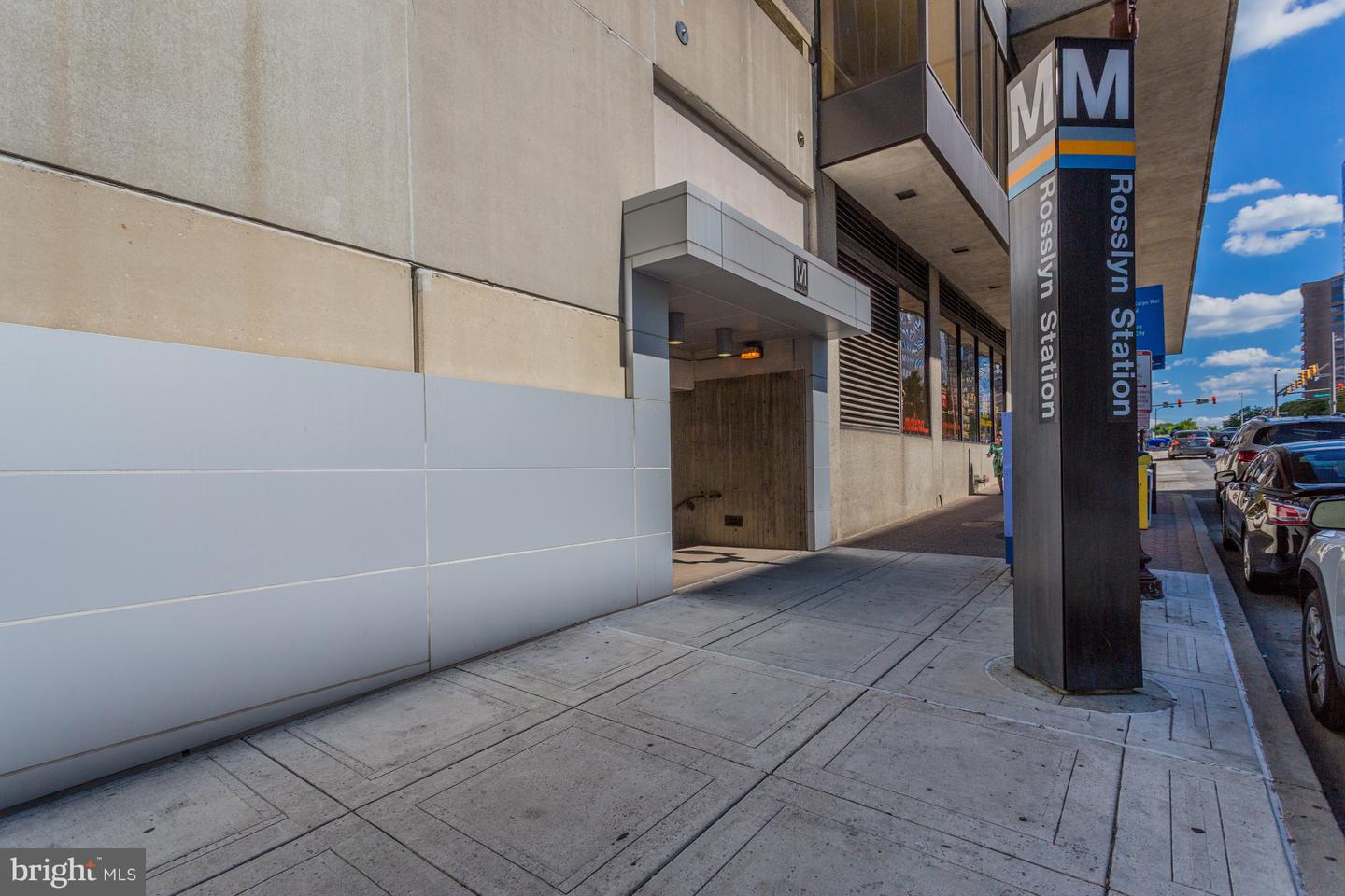 1881 N NASH ST #1706, ARLINGTON, Virginia 22209, 1 Bedroom Bedrooms, ,2 BathroomsBathrooms,Residential,For sale,1881 N NASH ST #1706,VAAR2064256 MLS # VAAR2064256