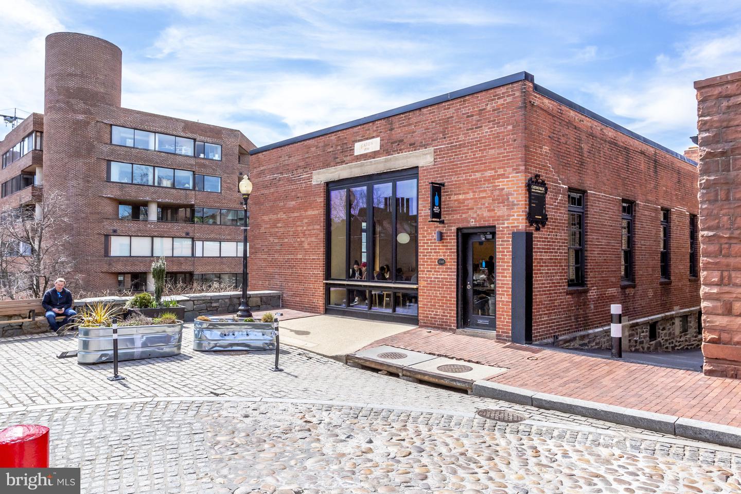 1881 N NASH ST #1706, ARLINGTON, Virginia 22209, 1 Bedroom Bedrooms, ,2 BathroomsBathrooms,Residential,For sale,1881 N NASH ST #1706,VAAR2064256 MLS # VAAR2064256