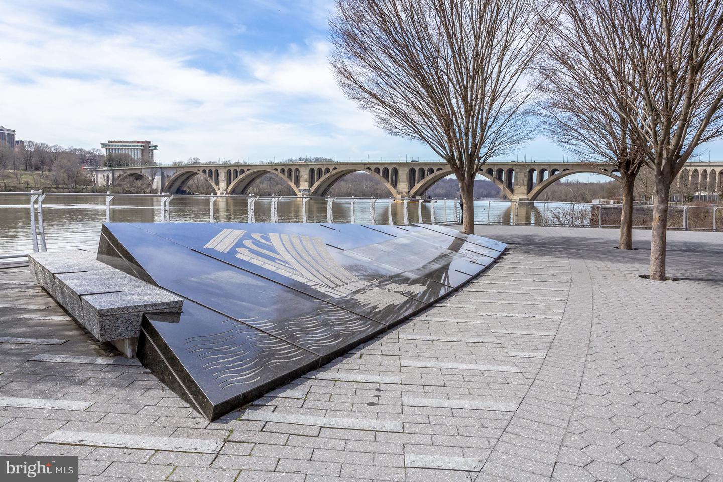 1881 N NASH ST #1706, ARLINGTON, Virginia 22209, 1 Bedroom Bedrooms, ,2 BathroomsBathrooms,Residential,For sale,1881 N NASH ST #1706,VAAR2064256 MLS # VAAR2064256