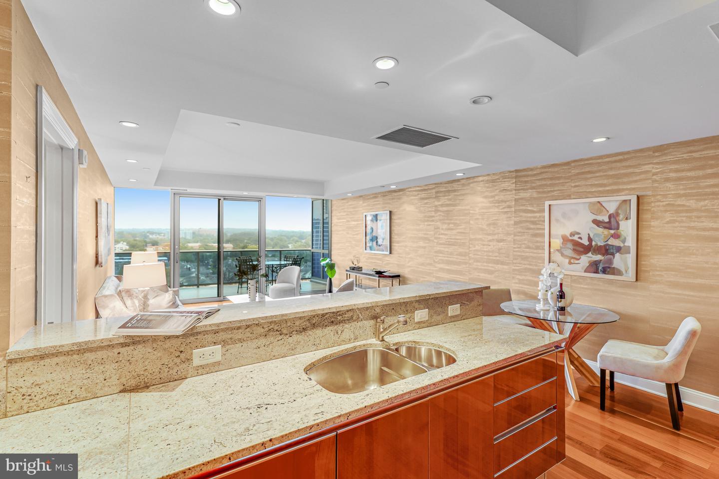 1881 N NASH ST #1706, ARLINGTON, Virginia 22209, 1 Bedroom Bedrooms, ,2 BathroomsBathrooms,Residential,For sale,1881 N NASH ST #1706,VAAR2064256 MLS # VAAR2064256