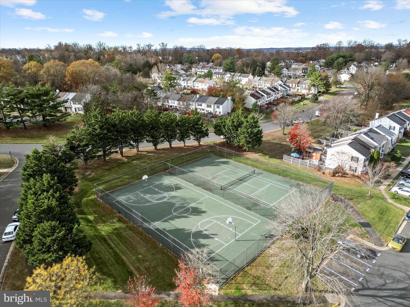 15 MARIAN CT, STERLING, Virginia 20165, 2 Bedrooms Bedrooms, ,2 BathroomsBathrooms,Residential,For sale,15 MARIAN CT,VALO2108318 MLS # VALO2108318