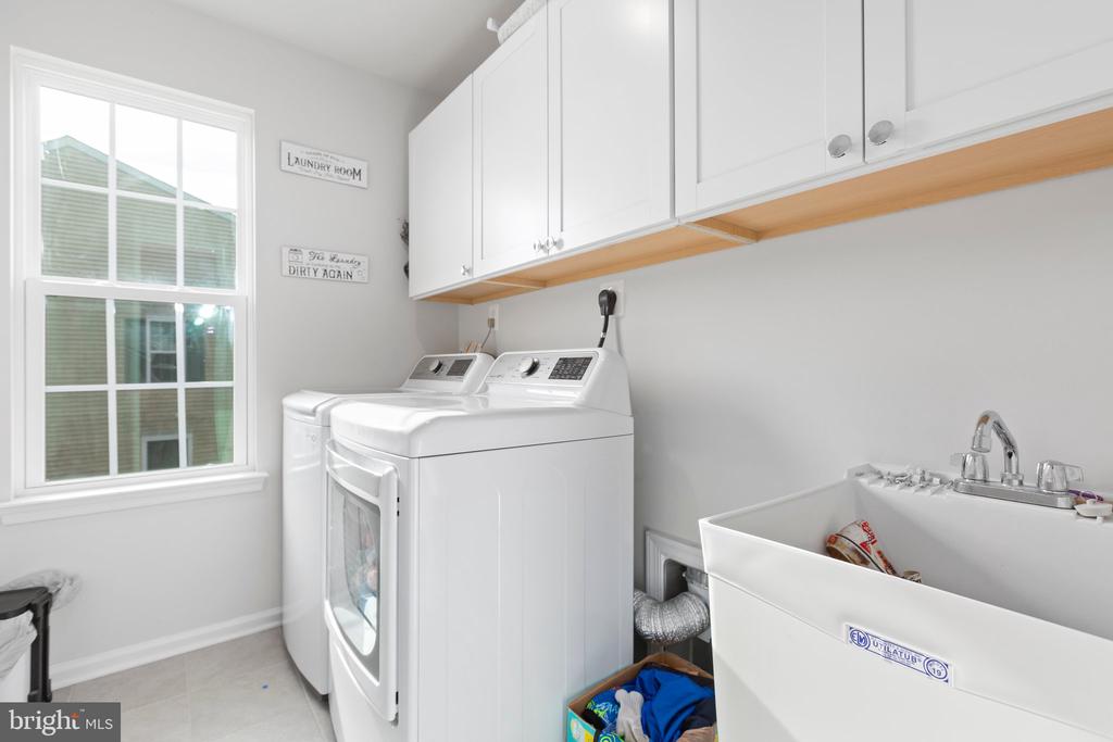 9722 CEDARMASS, FREDERICKSBURG, Virginia 22408, 3 Bedrooms Bedrooms, ,3 BathroomsBathrooms,Residential,9722 CEDARMASS,VASP2038674 MLS # VASP2038674