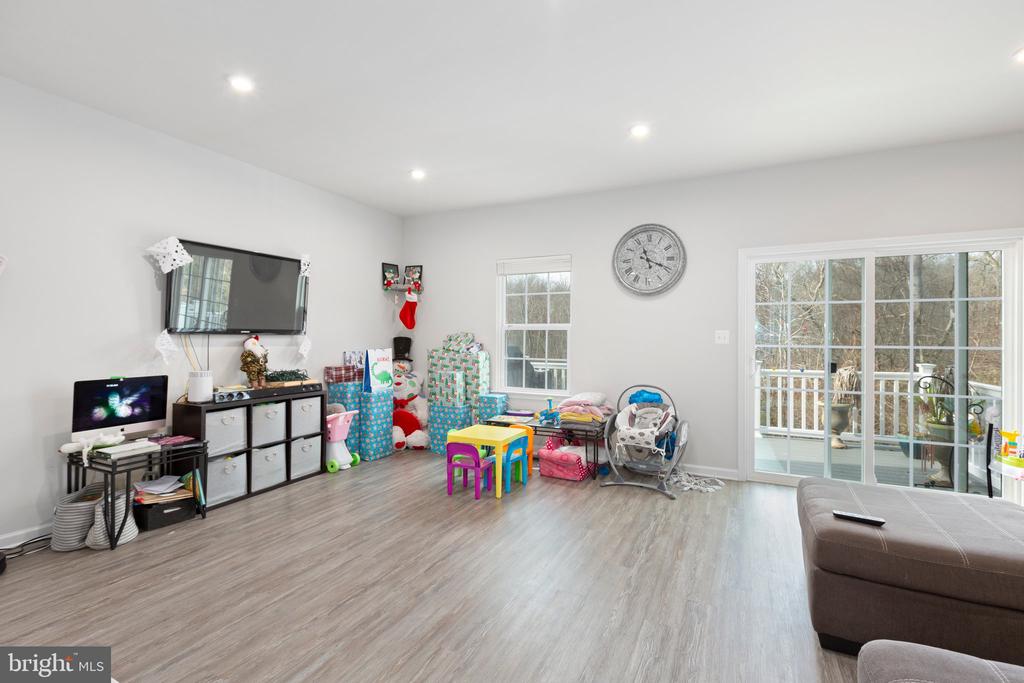 9722 CEDARMASS, FREDERICKSBURG, Virginia 22408, 3 Bedrooms Bedrooms, ,3 BathroomsBathrooms,Residential,9722 CEDARMASS,VASP2038674 MLS # VASP2038674