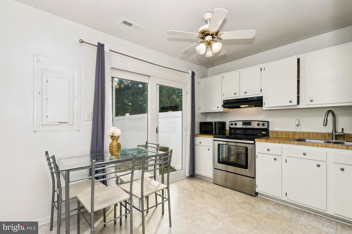 611 MADISON CT #611, STAFFORD, Virginia 22554, 2 Bedrooms Bedrooms, ,1 BathroomBathrooms,Residential,For sale,611 MADISON CT #611,VAST2043398 MLS # VAST2043398