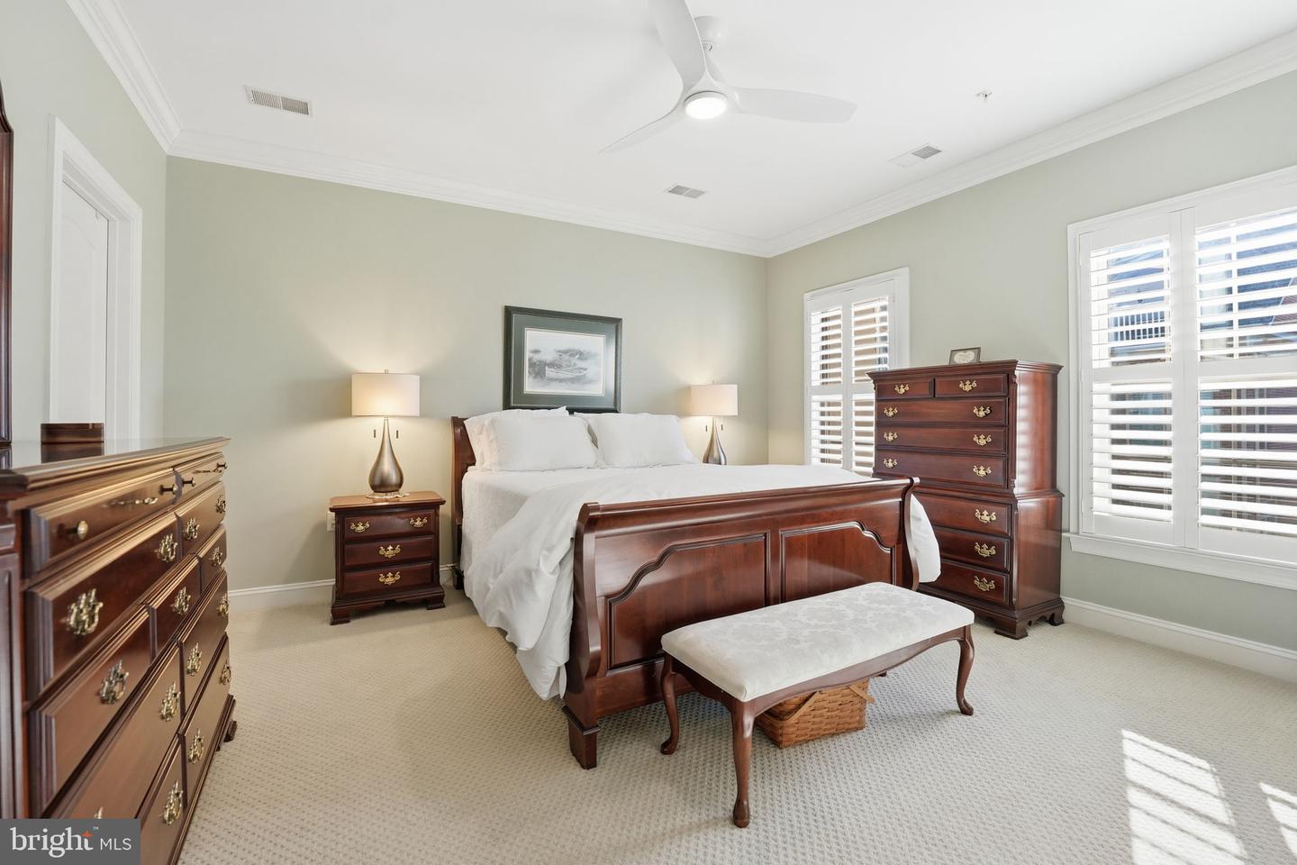 426 N GEORGE MASON DR, ARLINGTON, Virginia 22203, 5 Bedrooms Bedrooms, ,4 BathroomsBathrooms,Residential,For sale,426 N GEORGE MASON DR,VAAR2065776 MLS # VAAR2065776