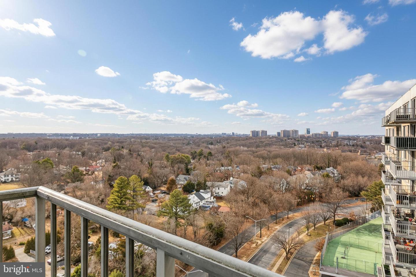 301 N BEAUREGARD ST #1608, ALEXANDRIA, Virginia 22312, 3 Bedrooms Bedrooms, ,2 BathroomsBathrooms,Residential,For sale,301 N BEAUREGARD ST #1608,VAAX2051624 MLS # VAAX2051624