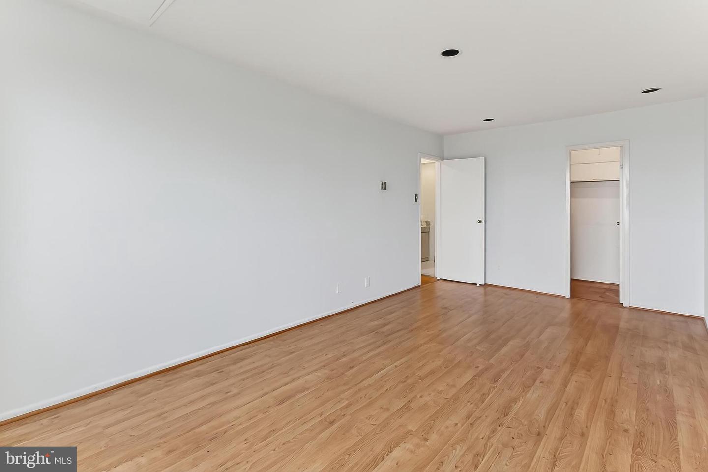 301 N BEAUREGARD ST #1608, ALEXANDRIA, Virginia 22312, 3 Bedrooms Bedrooms, ,2 BathroomsBathrooms,Residential,For sale,301 N BEAUREGARD ST #1608,VAAX2051624 MLS # VAAX2051624