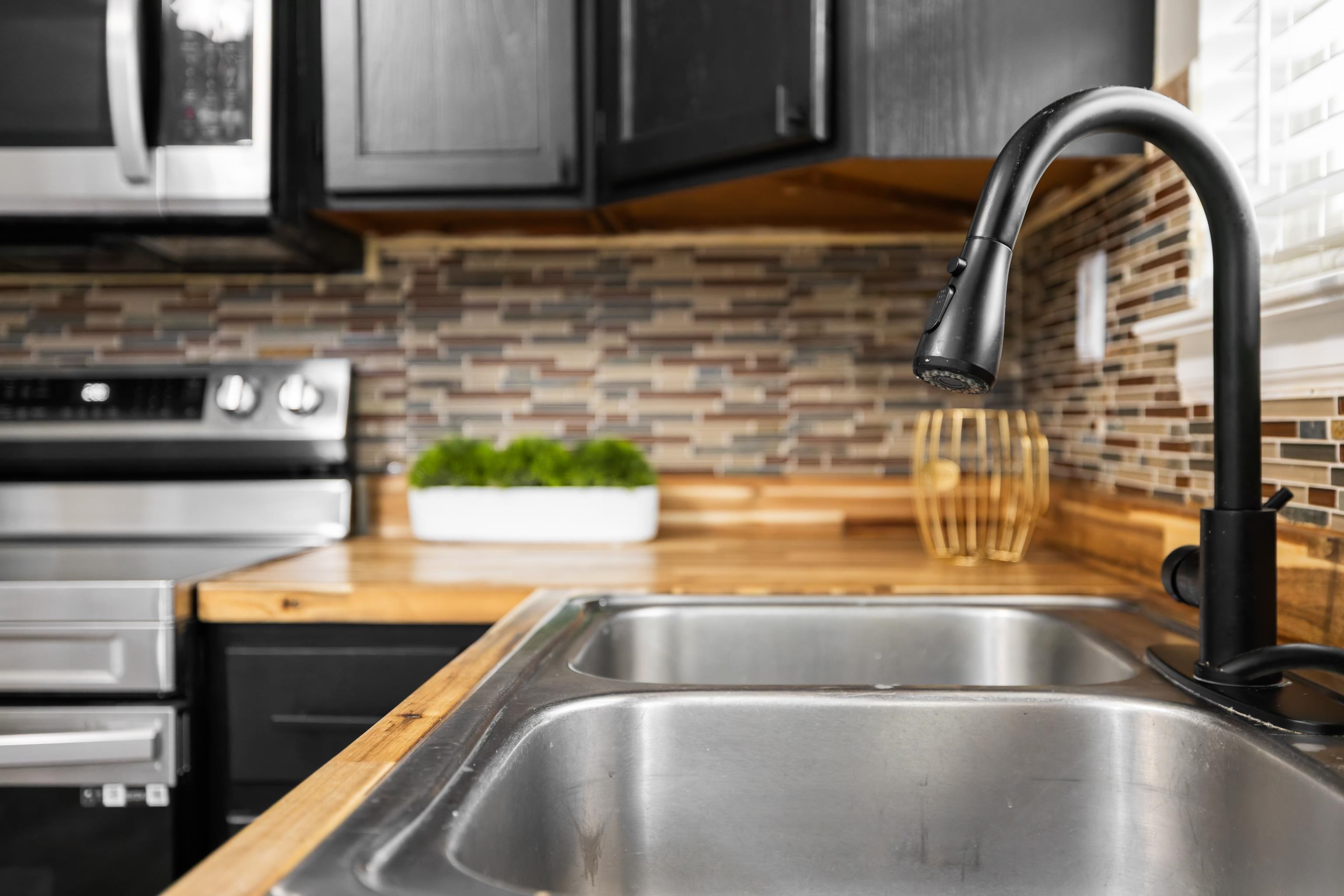 77 GREENWAY RD, STUARTS DRAFT, Virginia 24477, 3 Bedrooms Bedrooms, ,1 BathroomBathrooms,Residential,77 GREENWAY RD,671542 MLS # 671542