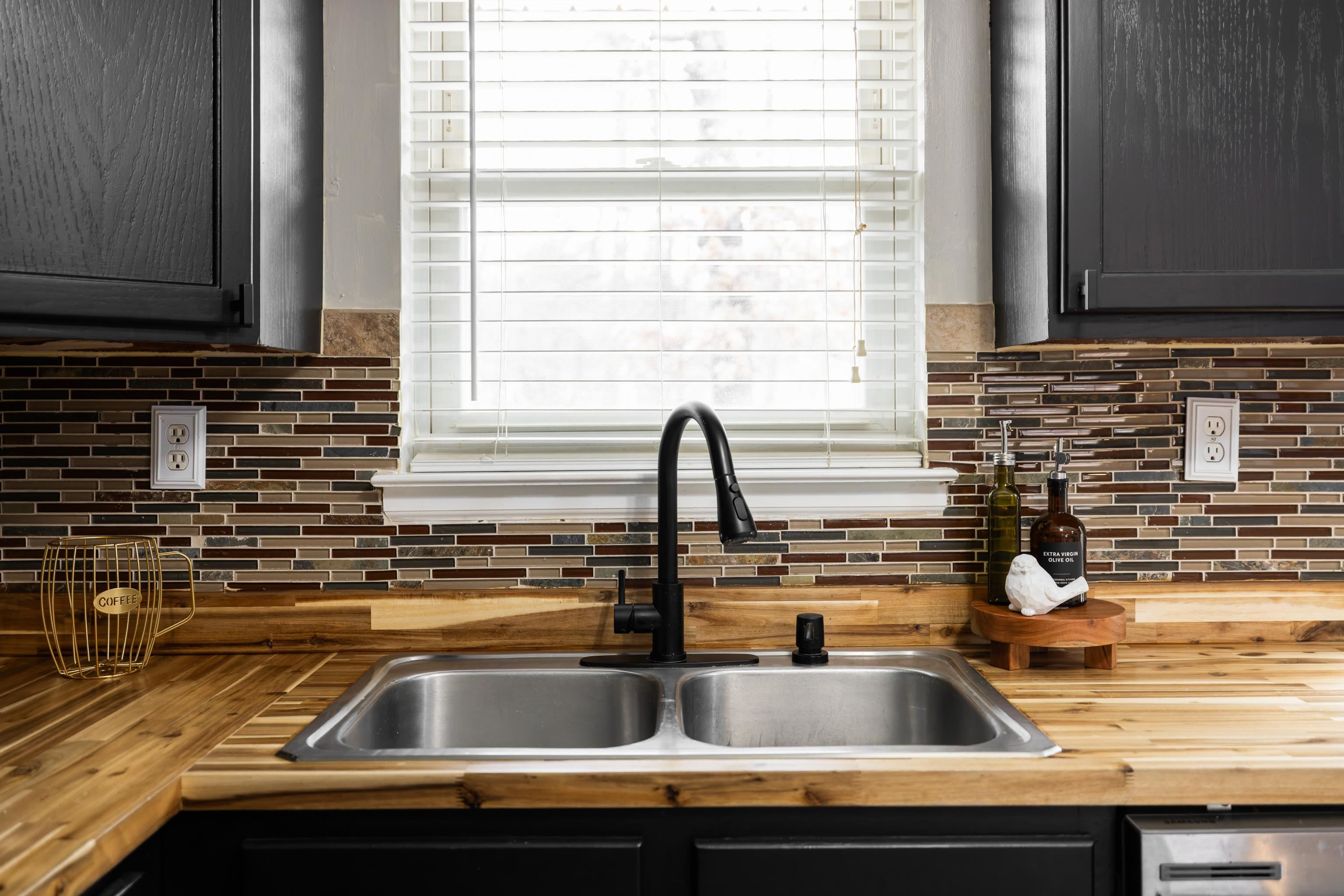 77 GREENWAY RD, STUARTS DRAFT, Virginia 24477, 3 Bedrooms Bedrooms, ,1 BathroomBathrooms,Residential,77 GREENWAY RD,671542 MLS # 671542