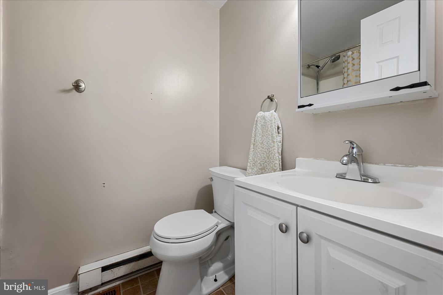 163 DENNY LN, WINCHESTER, Virginia 22603, 3 Bedrooms Bedrooms, ,2 BathroomsBathrooms,Residential,For sale,163 DENNY LN,VAFV2038058 MLS # VAFV2038058 163 DENNY LN, WINCHESTER, Virginia 22603, 3 Bedrooms Bedrooms, ,2 BathroomsBathrooms,Residential,For sale,163 DENNY LN,VAFV2038058 MLS # VAFV2038058