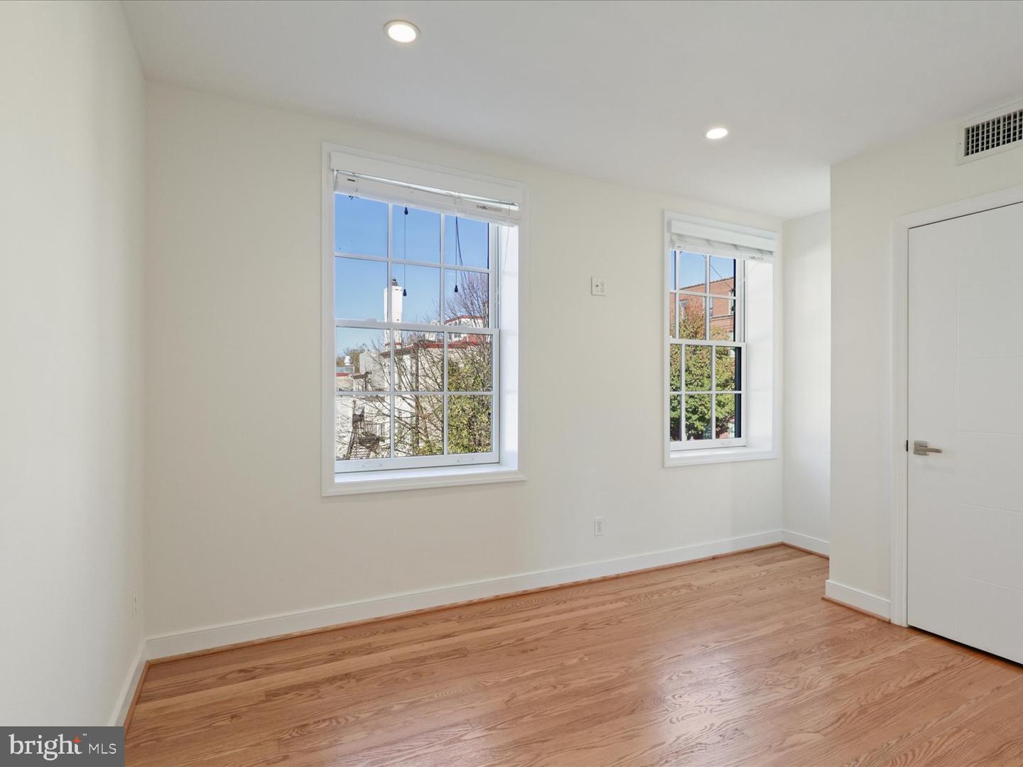 3604 PROSPECT ST NW, WASHINGTON, District Of Columbia 20007, 6 Bedrooms Bedrooms, ,5 BathroomsBathrooms,Residential,For sale,3604 PROSPECT ST NW,DCDC2231896 MLS # DCDC2231896