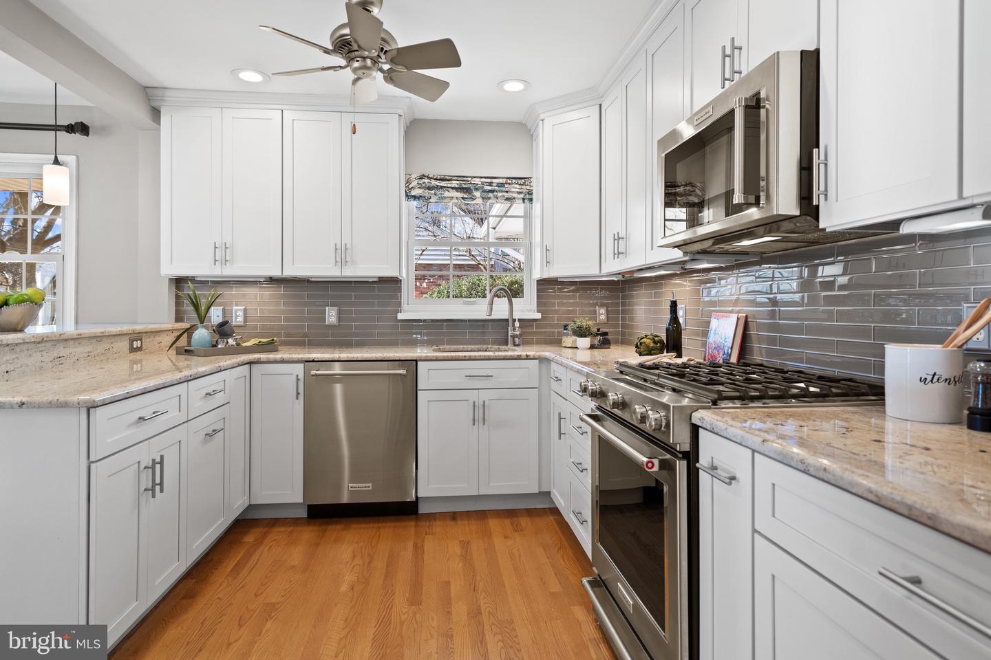 2002 SHENANDOAH RD, ALEXANDRIA, Virginia 22308, 3 Bedrooms Bedrooms, ,2 BathroomsBathrooms,Residential,For sale,2002 SHENANDOAH RD,VAFX2279532 MLS # VAFX2279532 2002 SHENANDOAH RD, ALEXANDRIA, Virginia 22308, 3 Bedrooms Bedrooms, ,2 BathroomsBathrooms,Residential,For sale,2002 SHENANDOAH RD,VAFX2279532 MLS # VAFX2279532