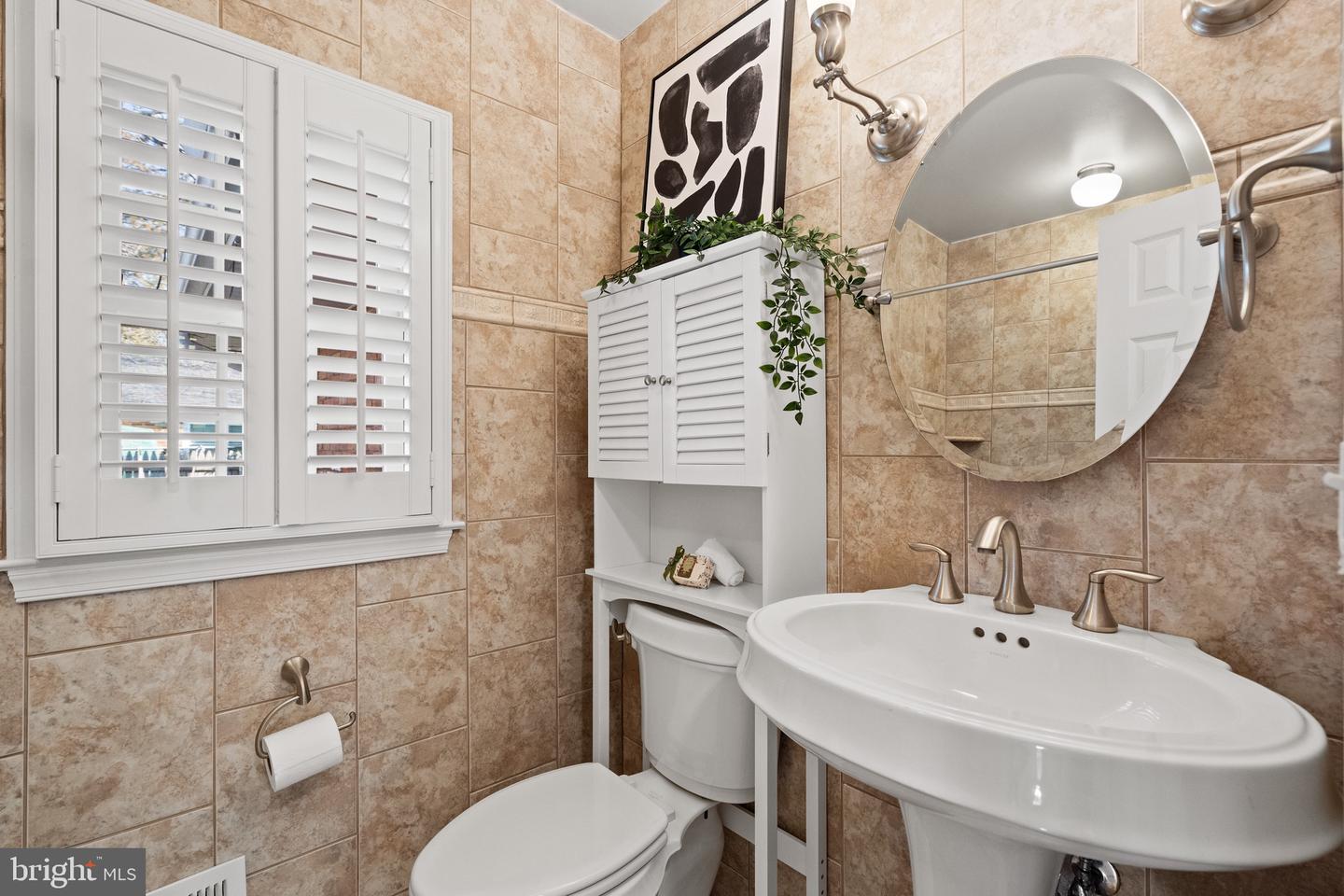 2002 SHENANDOAH RD, ALEXANDRIA, Virginia 22308, 3 Bedrooms Bedrooms, ,2 BathroomsBathrooms,Residential,For sale,2002 SHENANDOAH RD,VAFX2279532 MLS # VAFX2279532 2002 SHENANDOAH RD, ALEXANDRIA, Virginia 22308, 3 Bedrooms Bedrooms, ,2 BathroomsBathrooms,Residential,For sale,2002 SHENANDOAH RD,VAFX2279532 MLS # VAFX2279532