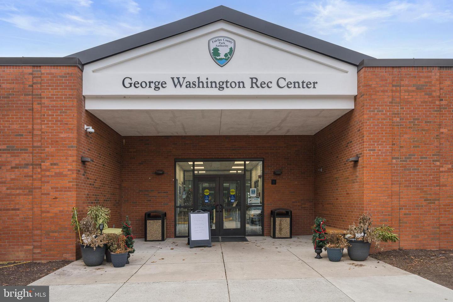 8208 MOUNT VERNON HWY, ALEXANDRIA, Virginia 22309, 2 Bedrooms Bedrooms, ,1 BathroomBathrooms,Residential,For sale,8208 MOUNT VERNON HWY,VAFX2279740 MLS # VAFX2279740 8208 MOUNT VERNON HWY, ALEXANDRIA, Virginia 22309, 2 Bedrooms Bedrooms, ,1 BathroomBathrooms,Residential,For sale,8208 MOUNT VERNON HWY,VAFX2279740 MLS # VAFX2279740