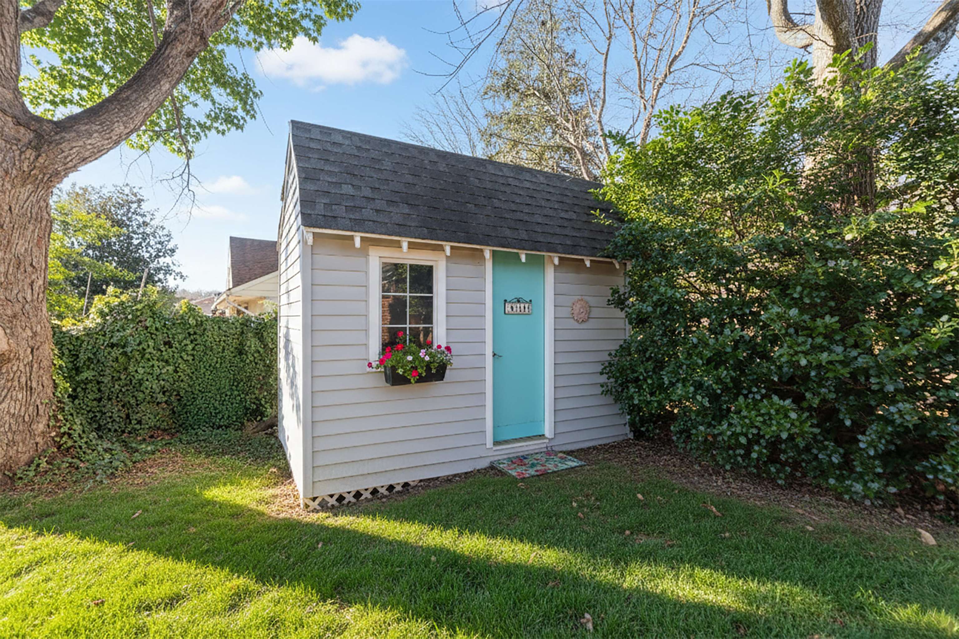 301 VALLEY VIEW DR, STAUNTON, Virginia 24401, 2 Bedrooms Bedrooms, ,2 BathroomsBathrooms,Residential,301 VALLEY VIEW DR,672472 MLS # 672472