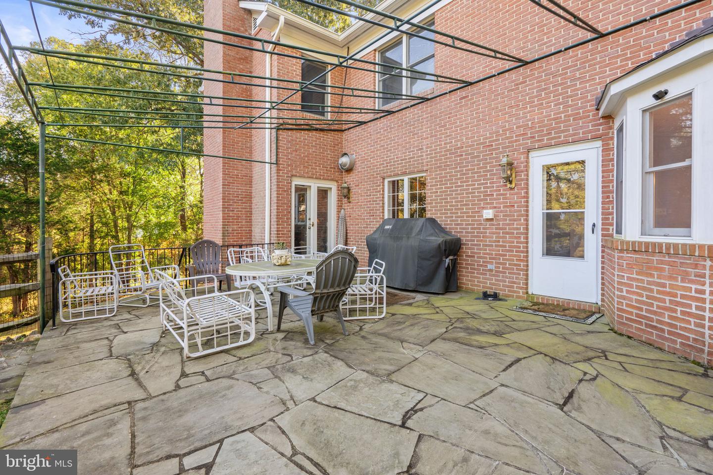 9200 FALLS RUN RD, MCLEAN, Virginia 22102, 6 Bedrooms Bedrooms, ,3 BathroomsBathrooms,Residential,For sale,9200 FALLS RUN RD,VAFX2279970 MLS # VAFX2279970 9200 FALLS RUN RD, MCLEAN, Virginia 22102, 6 Bedrooms Bedrooms, ,3 BathroomsBathrooms,Residential,For sale,9200 FALLS RUN RD,VAFX2279970 MLS # VAFX2279970