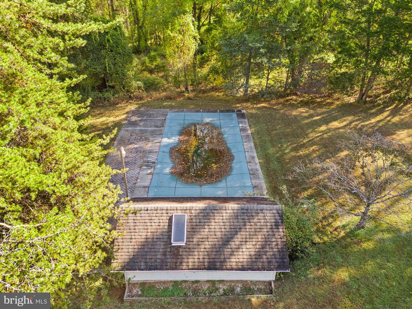 9200 FALLS RUN RD, MCLEAN, Virginia 22102, 6 Bedrooms Bedrooms, ,3 BathroomsBathrooms,Residential,For sale,9200 FALLS RUN RD,VAFX2279970 MLS # VAFX2279970 9200 FALLS RUN RD, MCLEAN, Virginia 22102, 6 Bedrooms Bedrooms, ,3 BathroomsBathrooms,Residential,For sale,9200 FALLS RUN RD,VAFX2279970 MLS # VAFX2279970