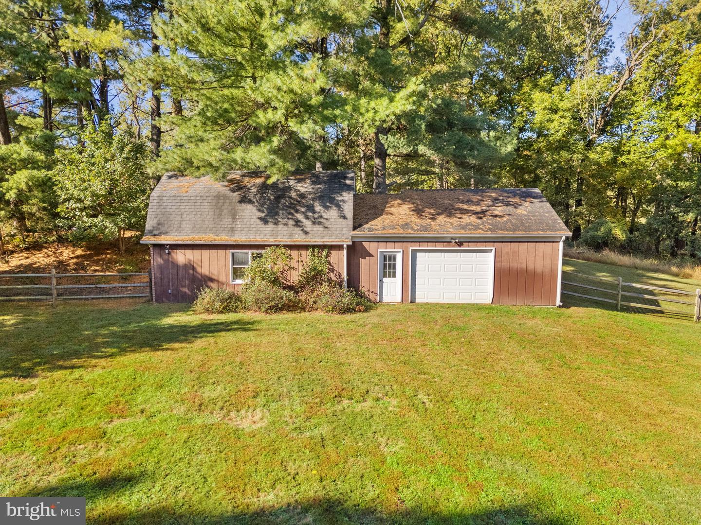 9200 FALLS RUN RD, MCLEAN, Virginia 22102, 6 Bedrooms Bedrooms, ,3 BathroomsBathrooms,Residential,For sale,9200 FALLS RUN RD,VAFX2279970 MLS # VAFX2279970 9200 FALLS RUN RD, MCLEAN, Virginia 22102, 6 Bedrooms Bedrooms, ,3 BathroomsBathrooms,Residential,For sale,9200 FALLS RUN RD,VAFX2279970 MLS # VAFX2279970